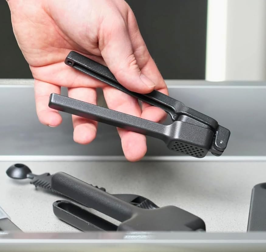 Westmark Biopress Black Edition Garlic Press - Ergonomic Garlic Press Dishwasher Safe - Extra Grip Feel - Anthracite image number 3