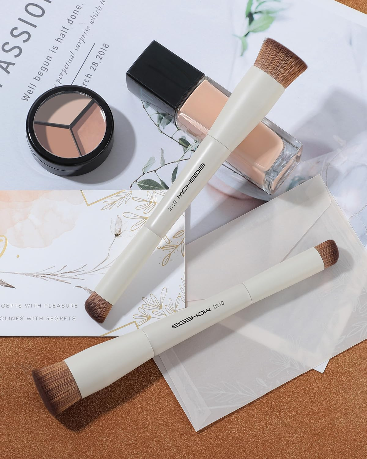 EIGSHOW Foundation Brush, Undereye Concealer Brush Oblique Concealer Brush Kabuki Brush, Flat Foundation Makeup Brush, Cream Application (D110) image number 2