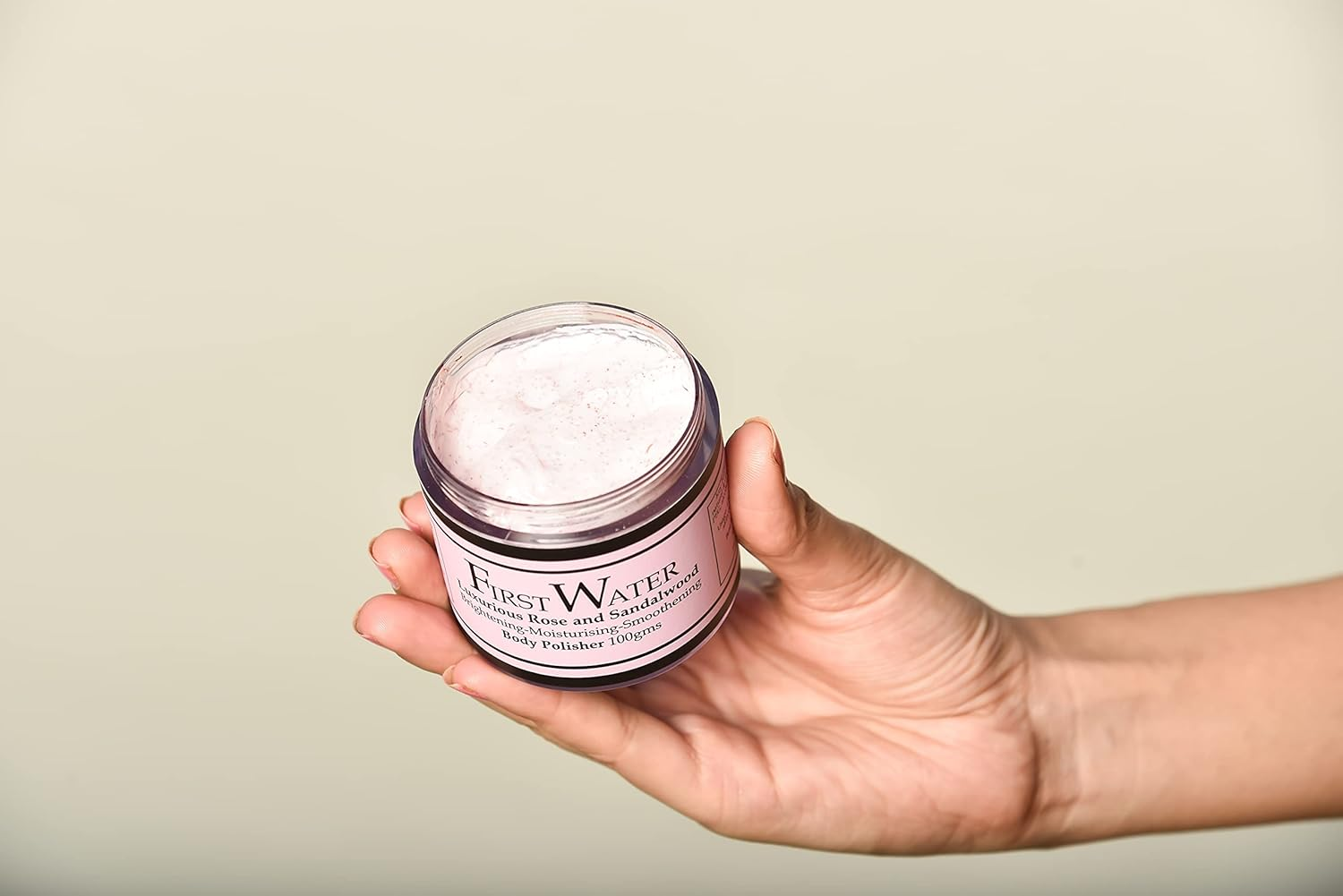 First Water Luxurious Rose and Sandalwood Body Polisher image number 1