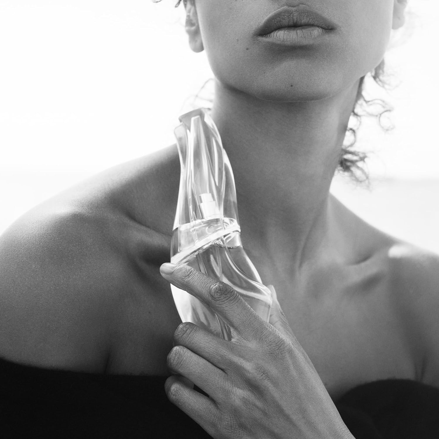 Cashmere Mist by DKNY Eau De Toilette Spray 30Ml image number 6