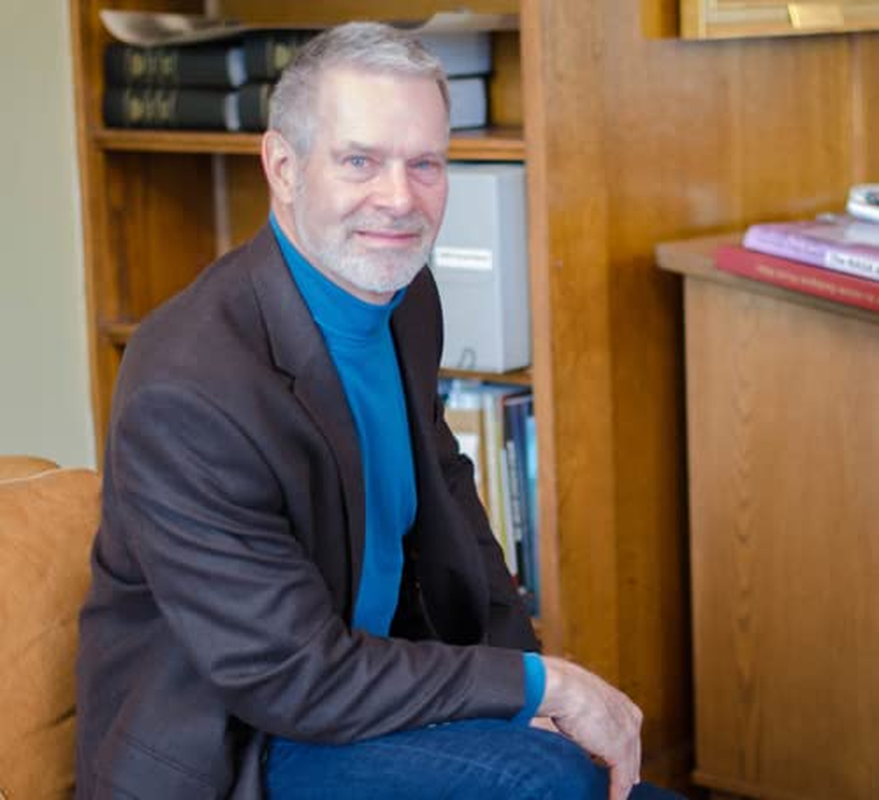 Symphony in C: Carbon and the Evolution of (Almost) Everything image number 1