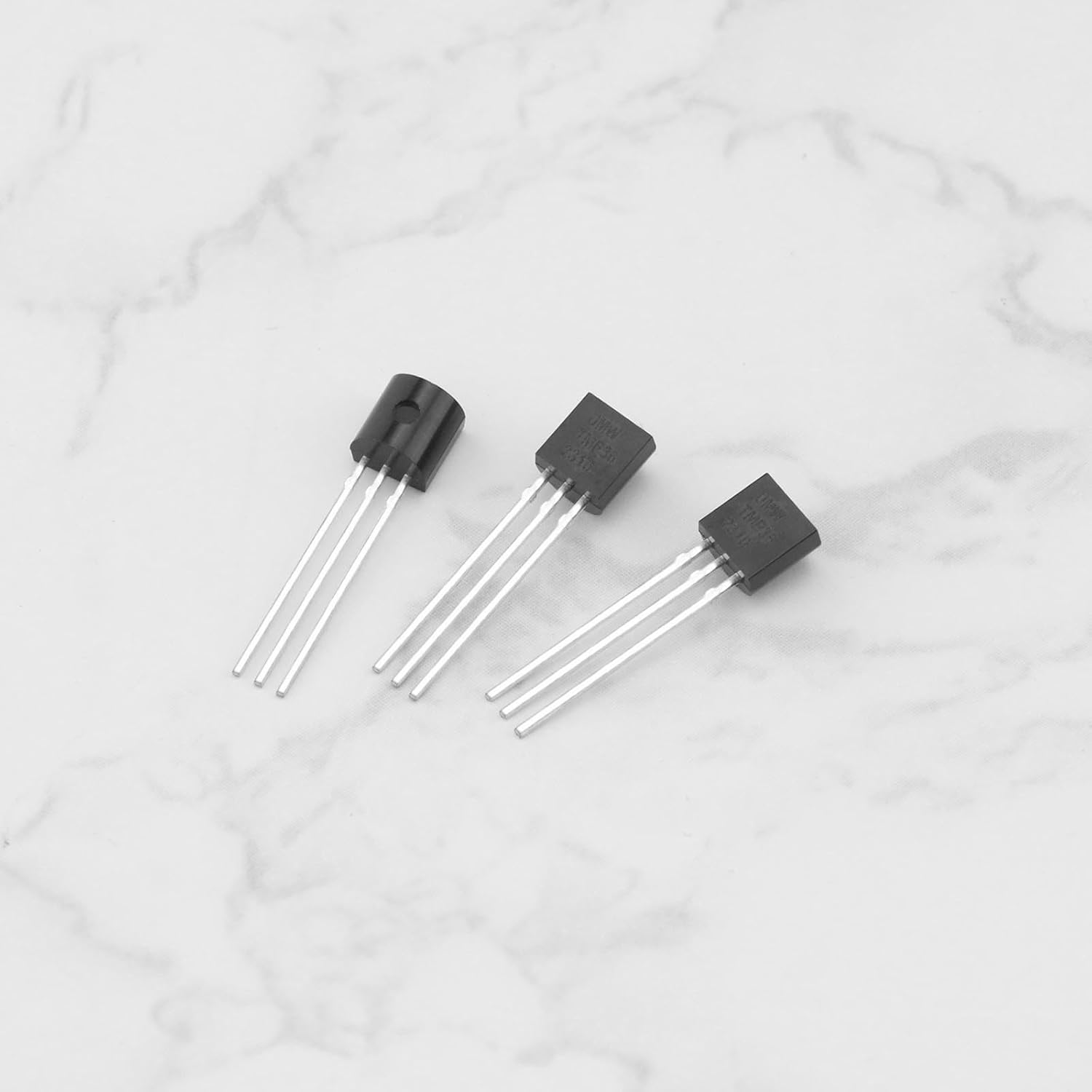 Create Idea 5Pcs TMP36 Temperature Sensors 3 Pin TO-92 TMP36GZ High Precision Celsius Temperature Sensor 2.7 V to 5.5 V Low Voltage Operation Sensors image number 6