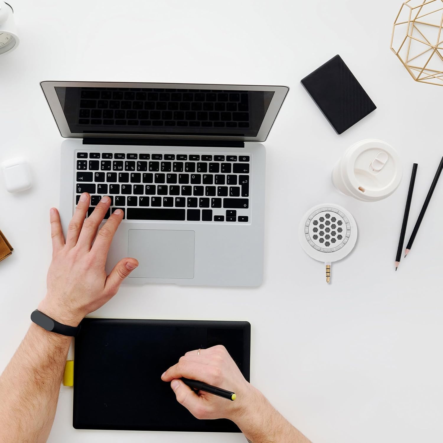 VILLCASE Mini Portable Plug and Play Mobile Phone Speaker Amplifier, White Dc5V, Compatible with Phones, Tablets, and Laptops, Compact Mobile Soundbox for On-The-Go Audio Enhancement image number 3