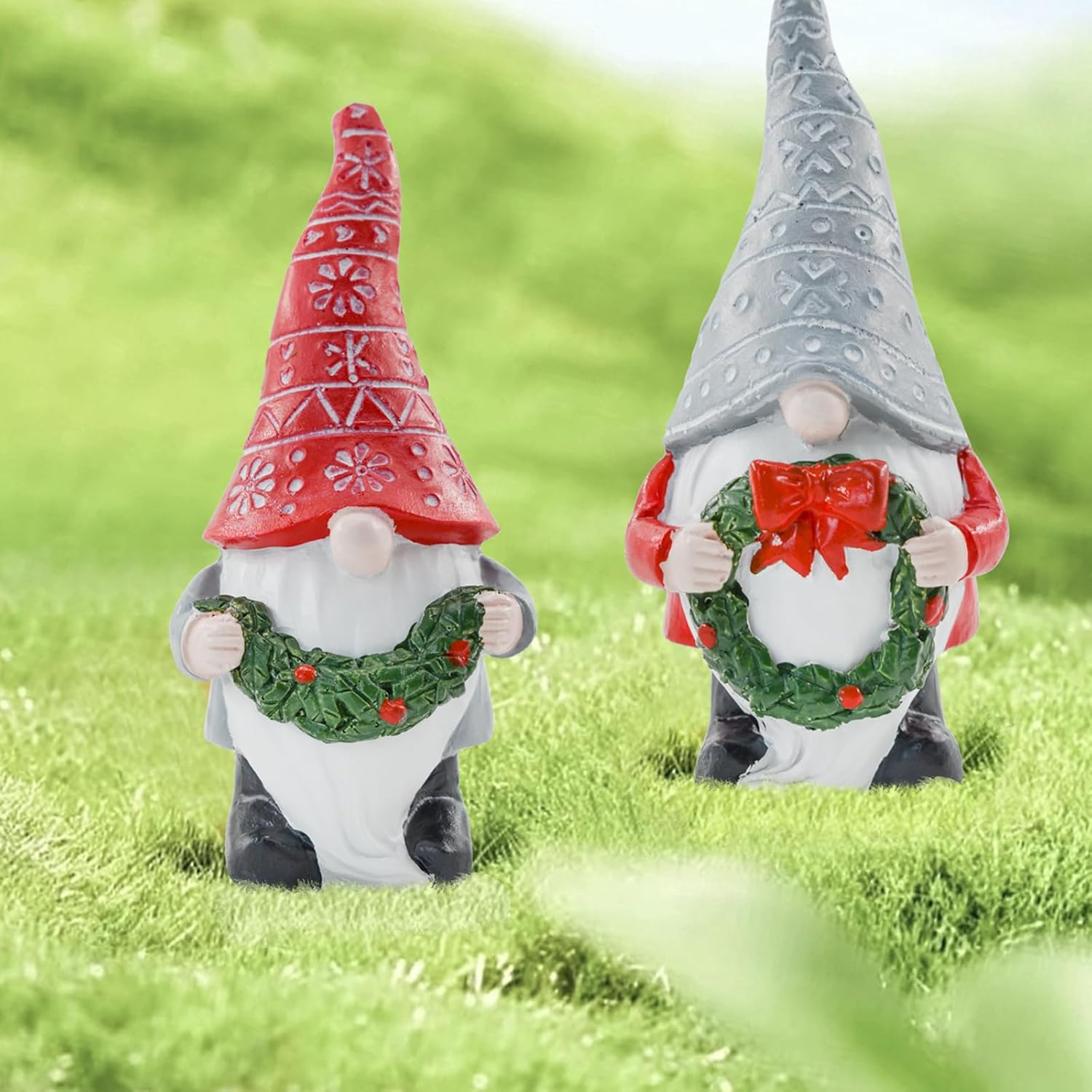 Mrmrkura 4Pcs Miniature Gnomes Fairy Resin Statues Mini Dwarf Figurine, Garden Gnomes Christmas Decorations Micro Landscape Ornaments for Outdoor Indoor Patio Yard Lawn image number 4