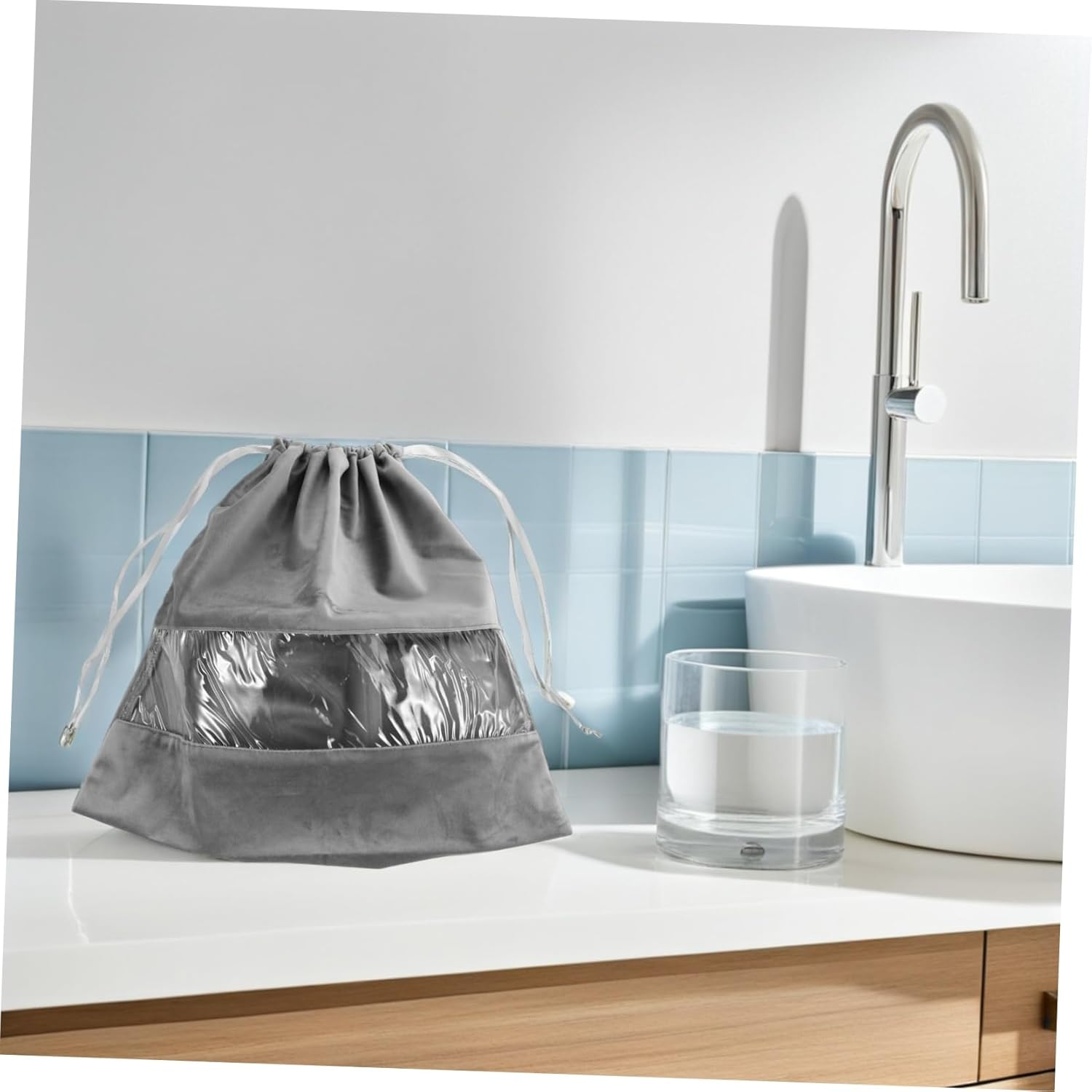 Drawstring Hair Dryer Bag Portable Travel Organizer for Hair Tools and Small Items Lightweight Dustproof Storage Pouch with Transparent Design for Easy Access and Versatile Use image number 4