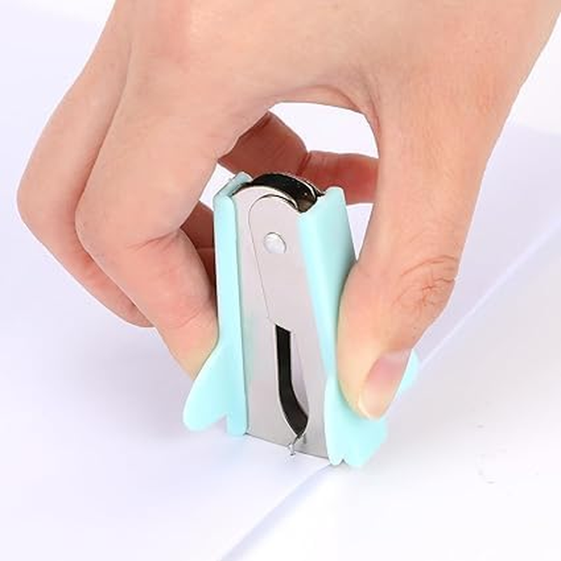 Mini Nail Remover Staple Remover, 4Pcs Staple Remover Staple Puller Stapler Remover,Staple Remover Metal Jaws Staples Puller,Staples Remover Stapler Puller,Staple Remover with Extra Wide Finger Grip image number 6