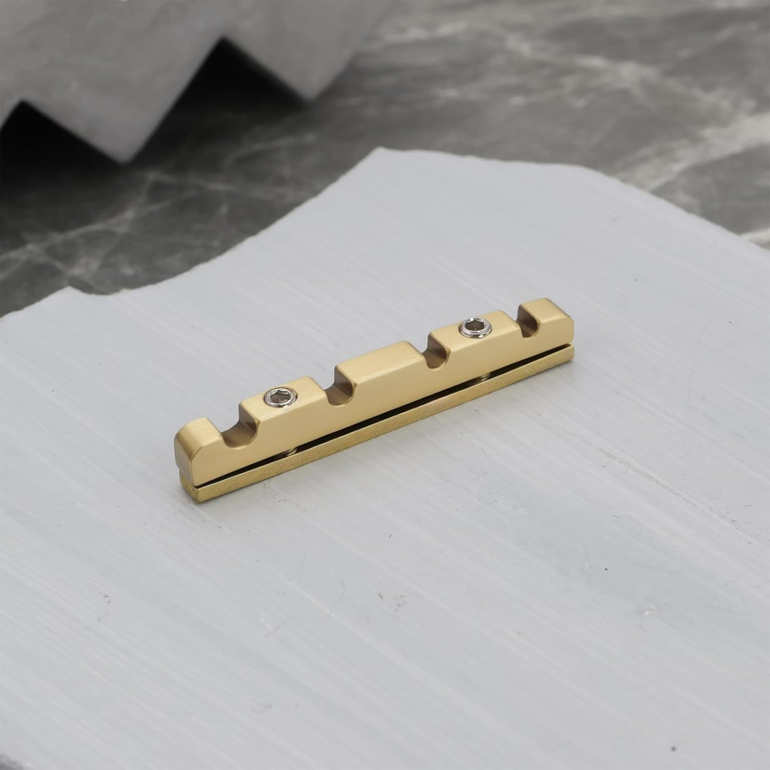 1Pc 4 String Bass Guitar Nut 38Mm Adjustable Height Bell Brass Nut Split Regulation Bass Guitar Nut for Jazz Bass 38 X3.5Mm image number 2