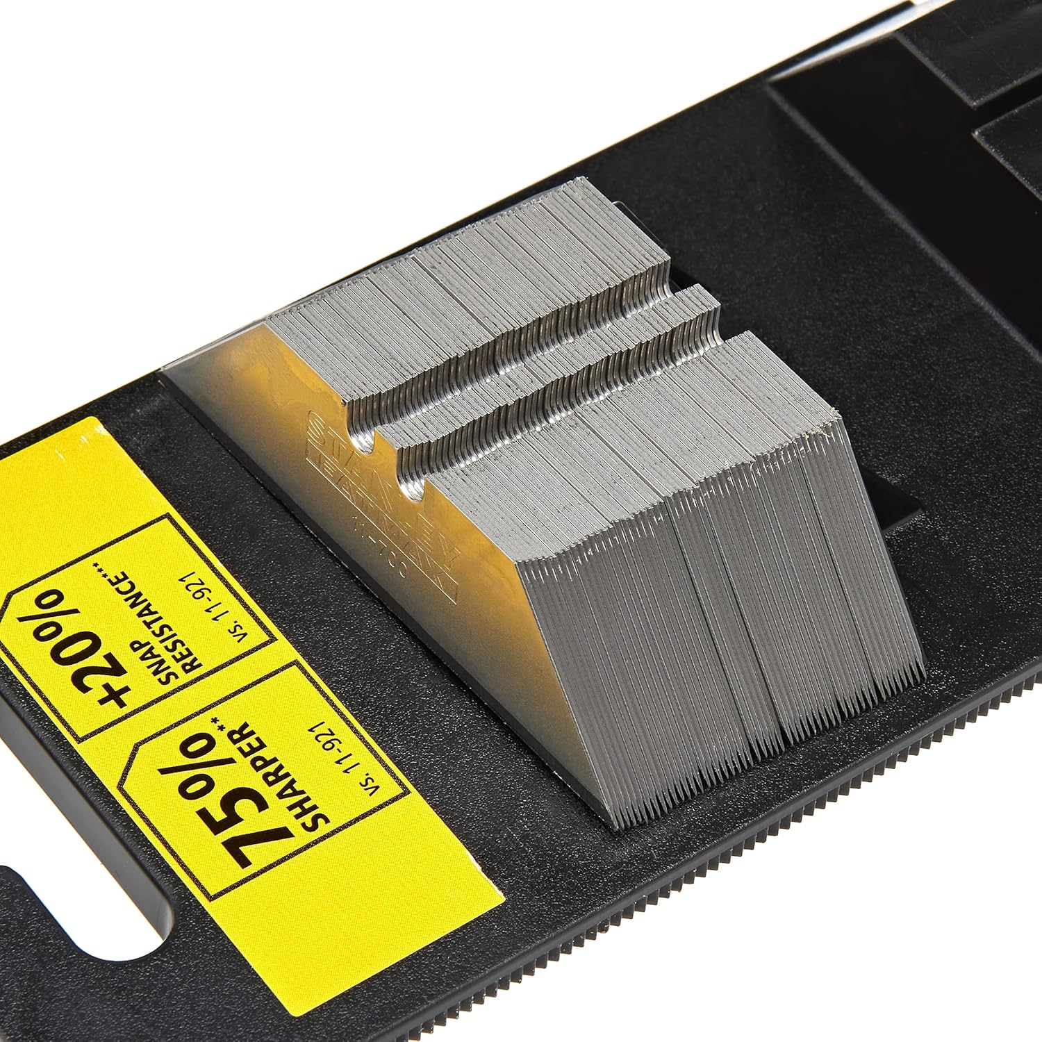 Stanley Fatmax Trapezoidal Blades (0.65 Mm Blade Thickness, S3 Technology, Shatterproof up to 35 Kg, Pack of 50 in Large Dispenser) 0-11-700, Silver image number 1