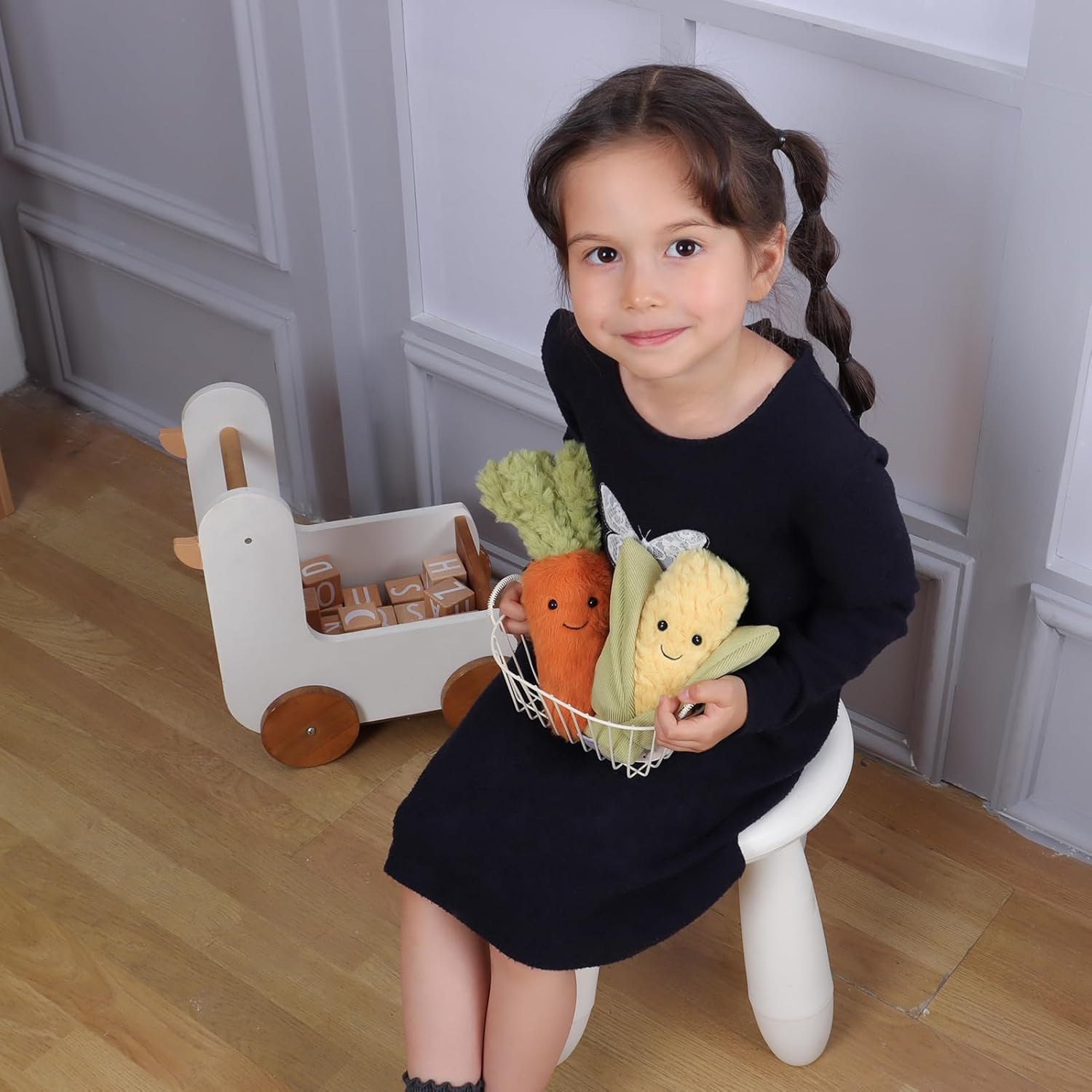 Apricot Lamb Toys Plush Green and Orange Naive Carrot Stuffed Vegetable Soft Cuddly Perfect for Kids 8.7 Inches image number 6