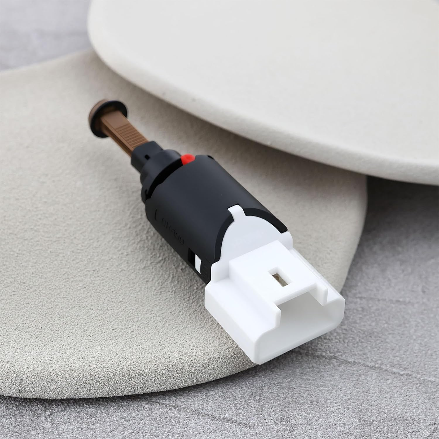 Car Brake Light Switch Button 9643478880 Compatible with Peugeot 206 307 SW image number 2