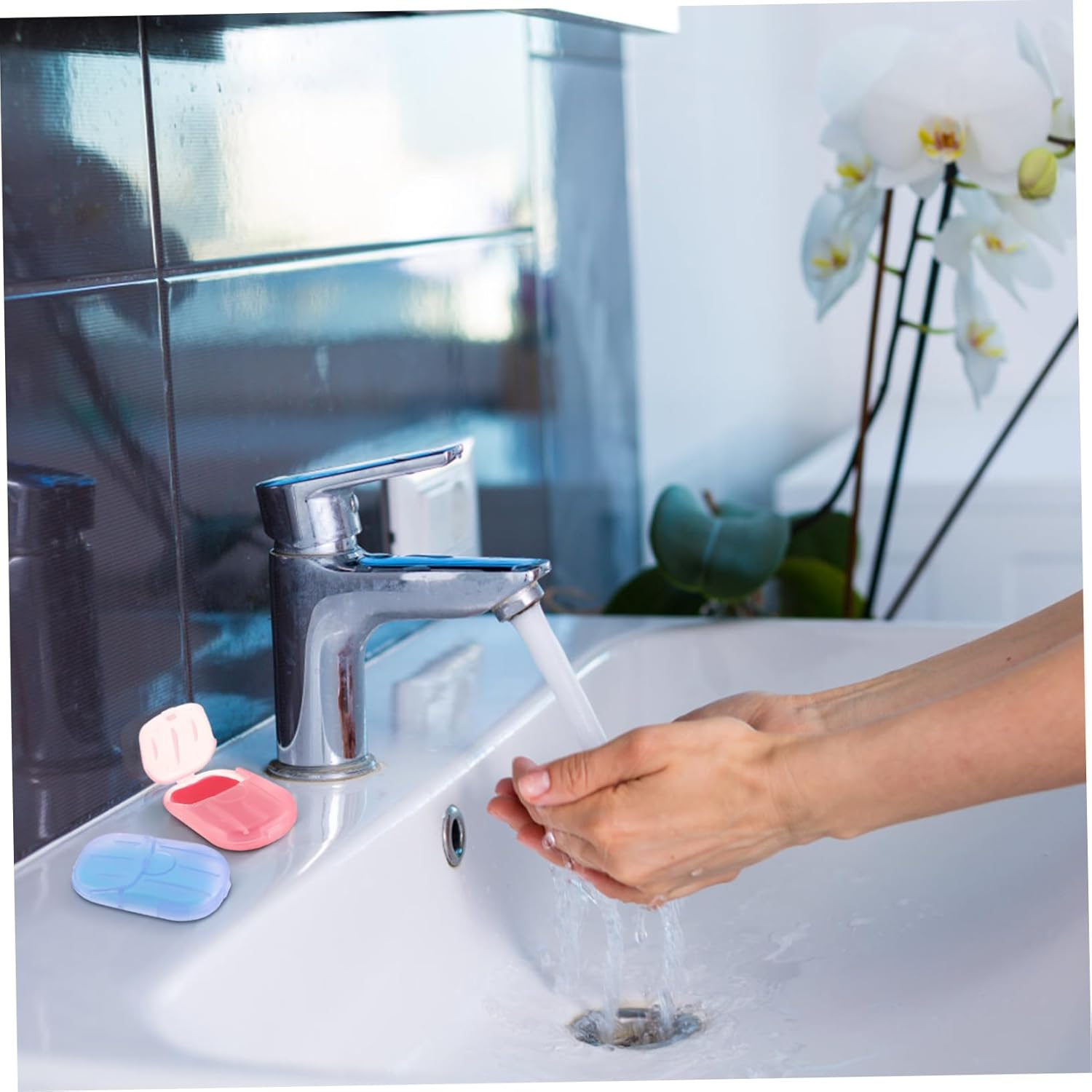 INOOMP 120 Sheets Portable Hiking Soap Sheets Convenient Travel Soap Paper for Outdoor Activities Camping and Hand Washing Includes Rose Lavender Milk Wormwood and Orange Scents image number 2