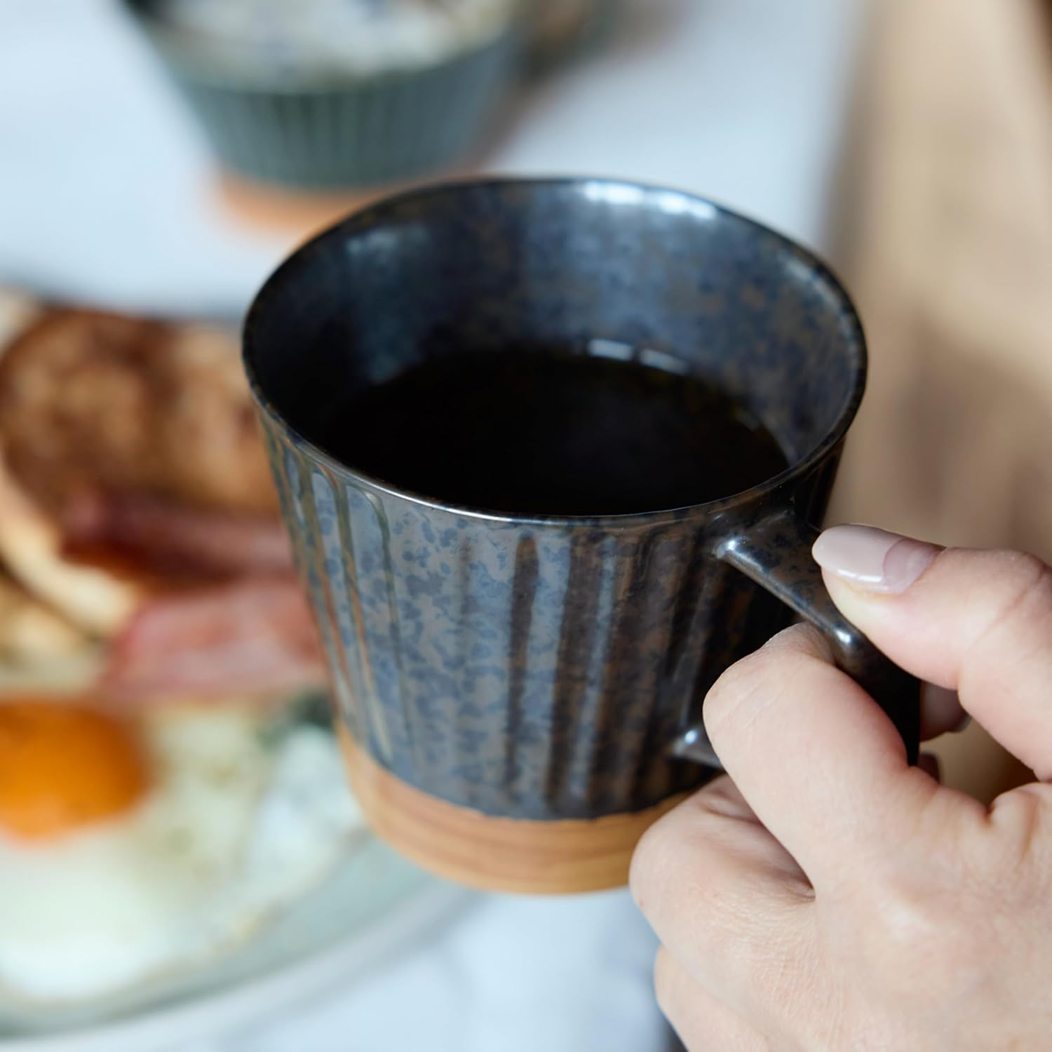TAMAKI T-965047 Iki Mug, Blue, 4.9 X 3.5 X 3.3 Inches (12.5 X 9 X 8.5 Cm), Porcelain, Stylish Gift image number 4