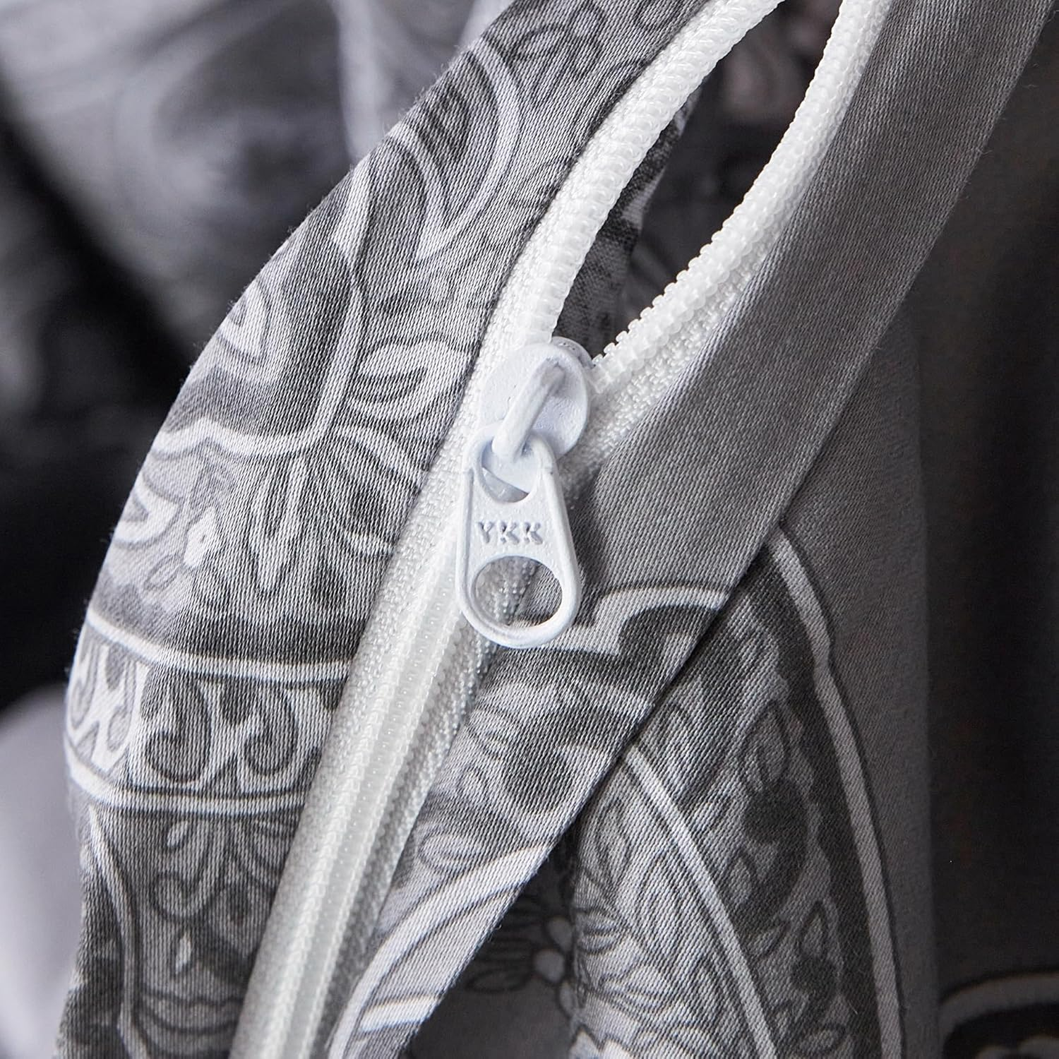 Yuheguoji 100% Egyptian Cotton 3 Pieces Duvet Cover Set Modern Printed Pattern Bedding Set 1 Duvet Cover with Zipper Ties 2 Pillow Cases Luxury Quality Soft Breathable Comfortable Durable Easy Care, Cotton, Grey Paisley, King image number 2