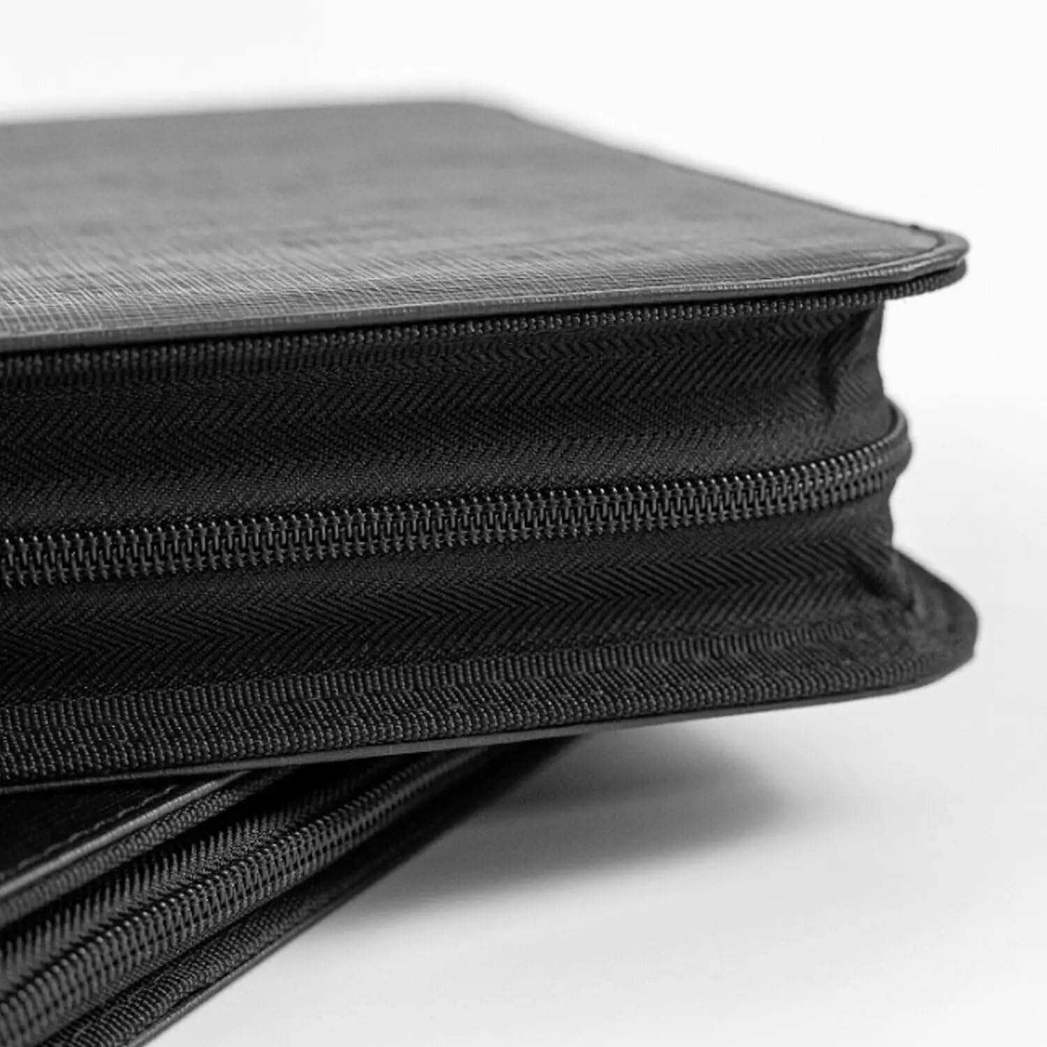 Yotsuba Toploader Binder, 9-Pocket Pages Sleeves Hold up 216 Toploaders, 25 Toploaders INCLUDED, Ringless Double-Sided Pockets for Trading Card Game, Sports, Premium Top Loader Storage image number 6