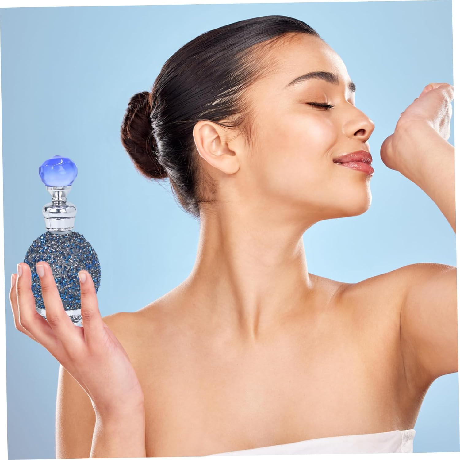 Arabic Perfume Oil 15Ml Long Lasting Fragrance Dubai Perfume with Luxurious Bottle for Women & Girls, with 2Pcs 6Ml Random Roll Ball, Arabian Oil, Dubai for Women image number 4