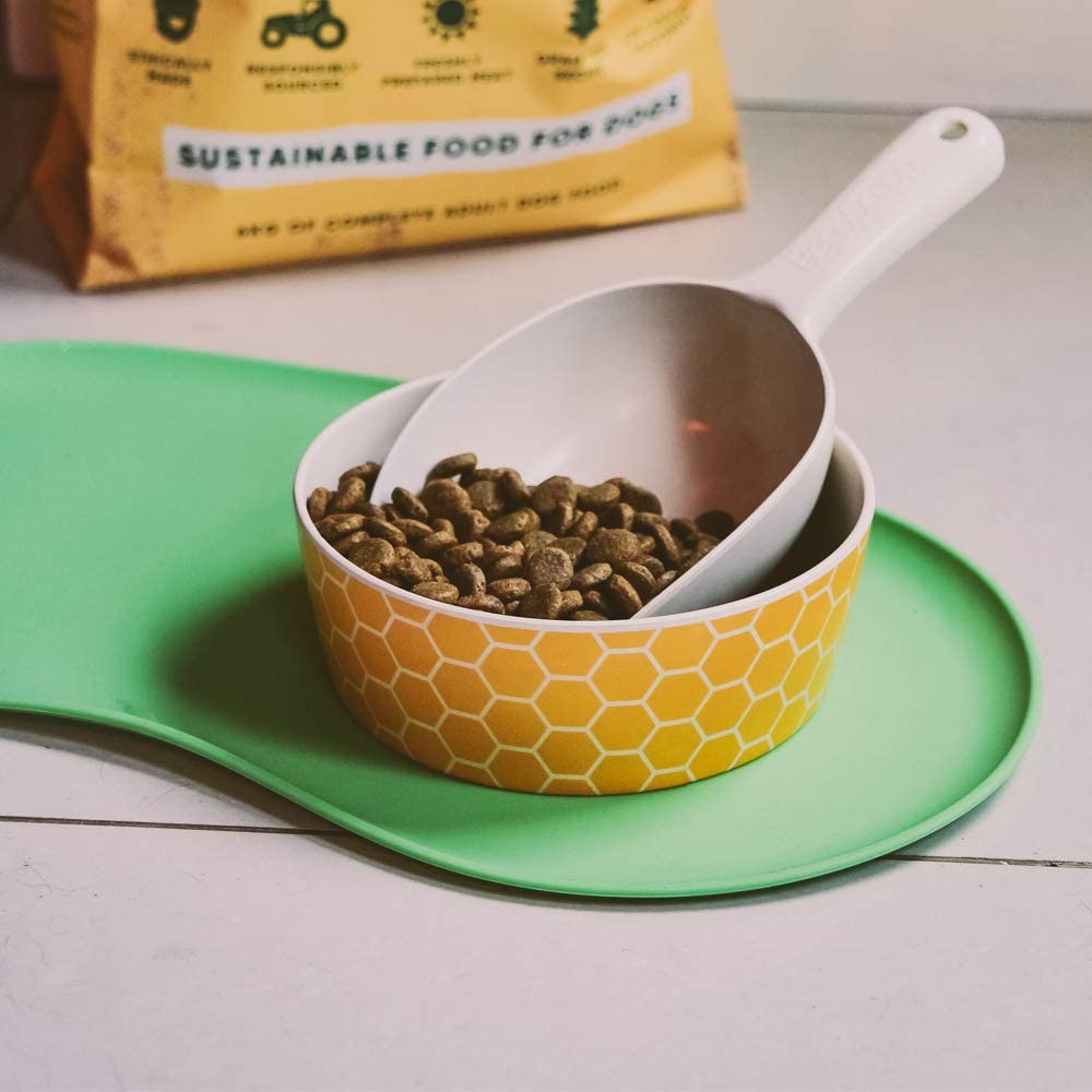 Beco Silicone Dog and Cat Food and Water Placemat Accessory Green One Size image number 4