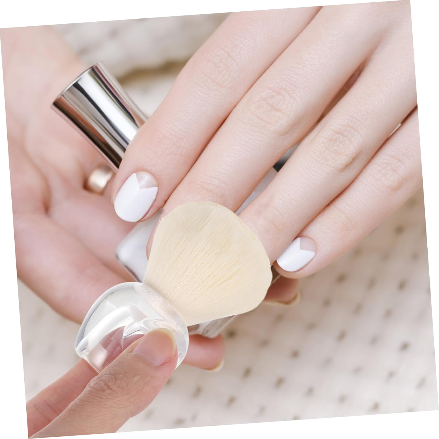 EXQUIMEUBLE Nail Dust Brush Ergonomic Nail Powder Cleaner for Manicure Lightweight Design with Fine Bristles for Dust Removal for Home and Salon Use image number 6
