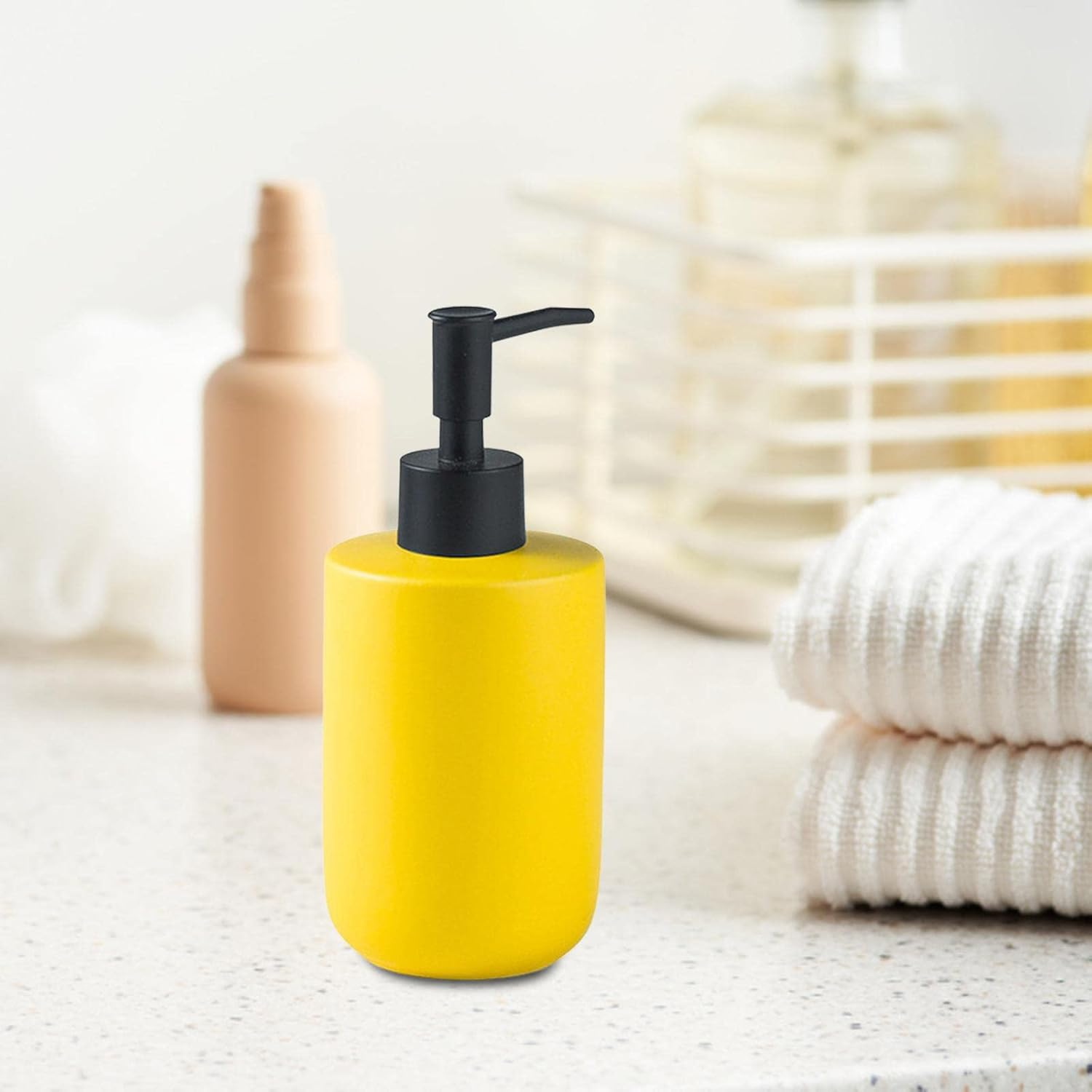 Amagogo Liquid Container with Pump, Soap Dispenser Bottle for Various Settings, Yellow, as Described - Yellow image number 4