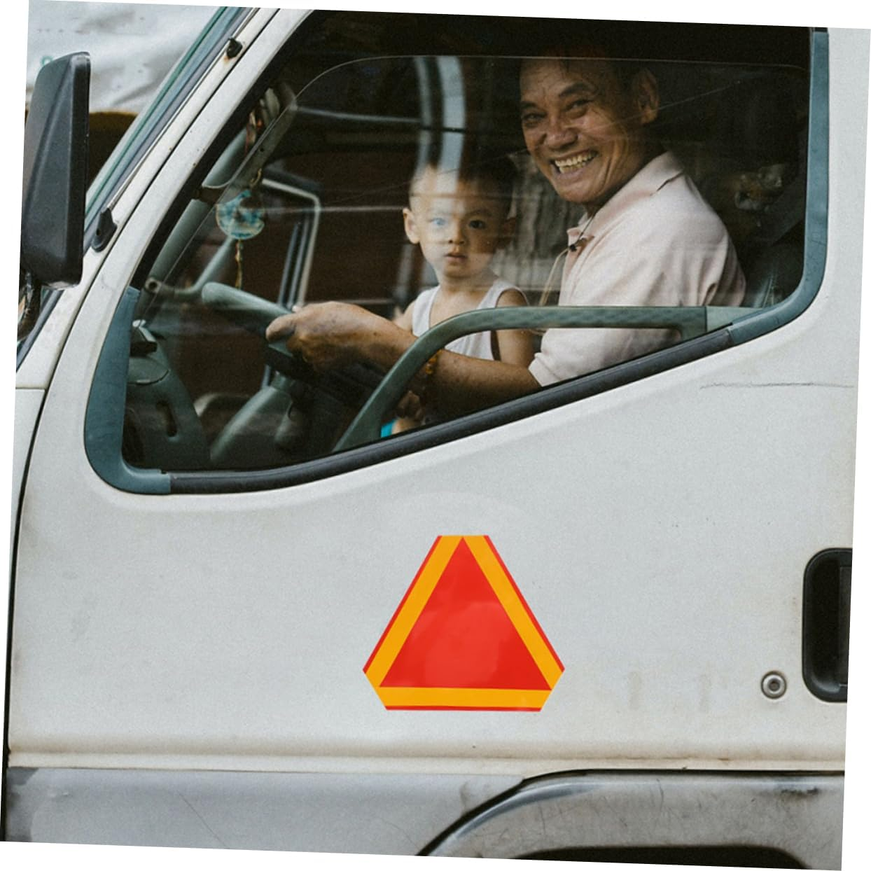 INOOMP Reflective Warning Triangle Sign with Bright Border High Slow Moving Vehicle Caution Sign for Truck and Three Wheelers Easy Installation Fade Resistant Safety Reflector image number 6