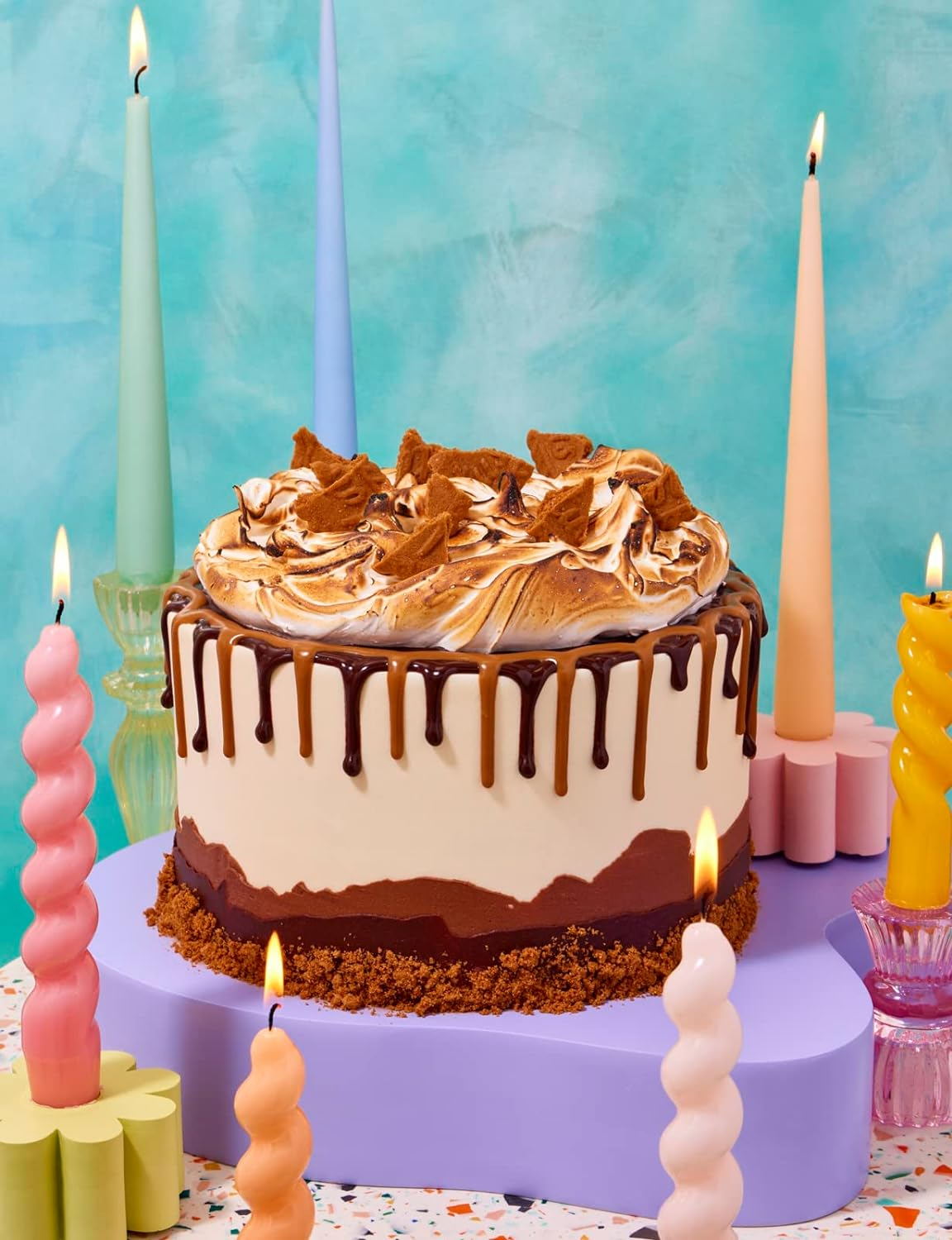 Crumbs & Doilies: over 90 Mouth-Watering Bakes to Create at Home from Youtube Sensation Cupcake Jemma image number 2