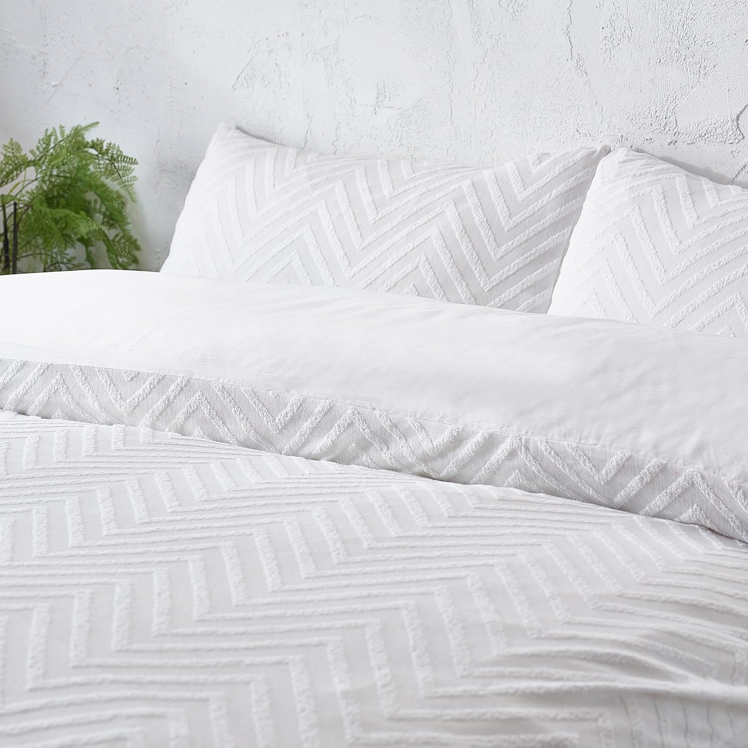 The Linen Yard Chevron Geometric Loop Weave Cotton Duvet Cover Set image number 1