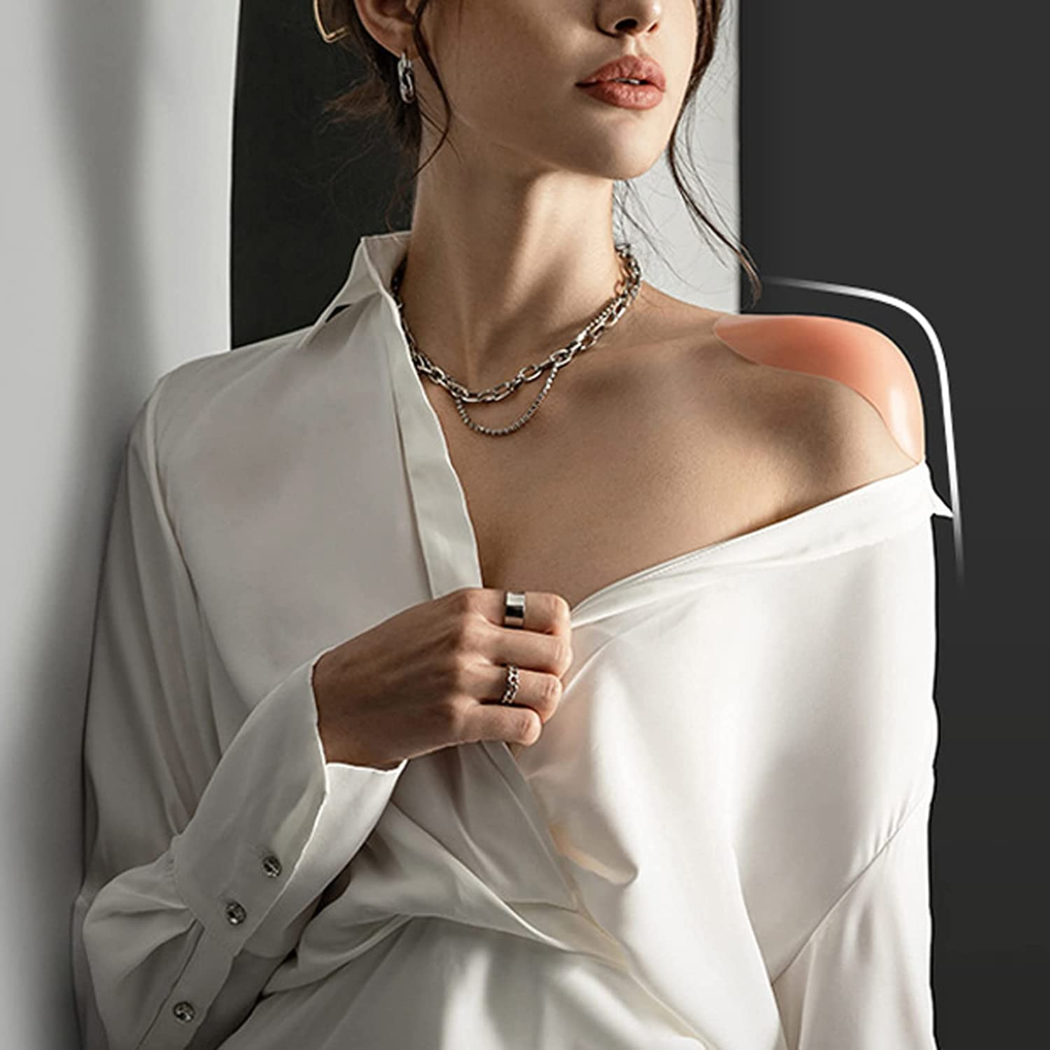 TRADERPLUS 2 Pairs Silicone Shoulder Pads for Womens Clothing Reusable anti Slip Shoulder Pads Invisible Shoulder Enhancer image number 5