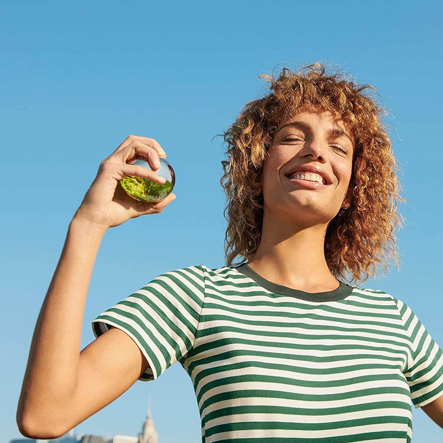 Be Delicious by Donna Karan for Women - 3 Pc Gift Set 3.4Oz EDP Spray, 0.5Oz EDP Spray, 5.1Oz Shower Mousse image number 4