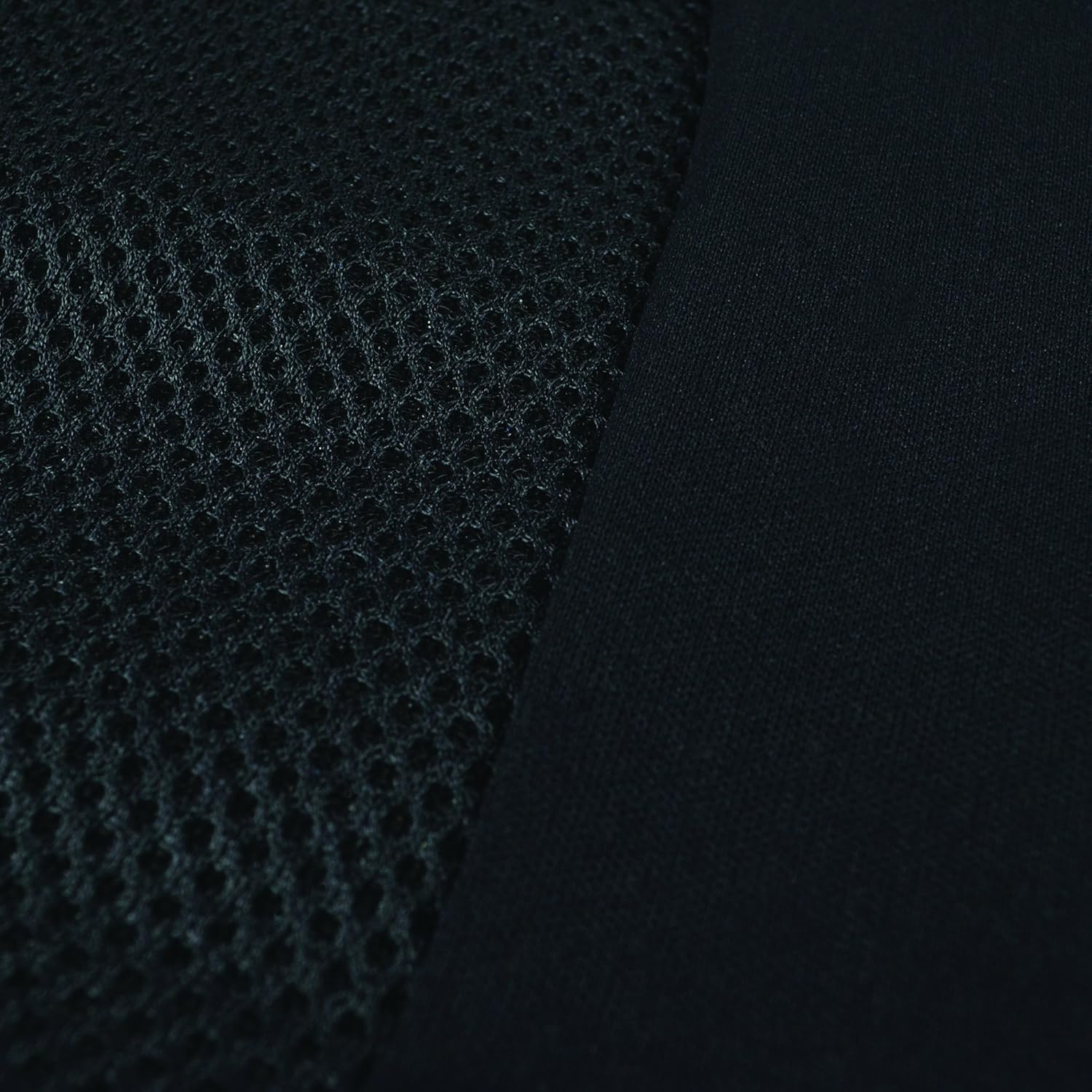 FANMATS Unisex Adult Embroidered Seat Cover, Black, 20 X48 US