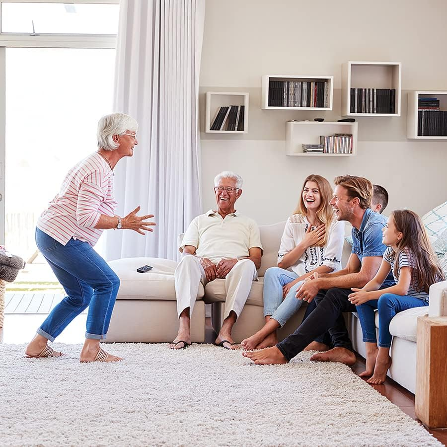 Outset Media OM19166 Family Charades Card Game image number 3