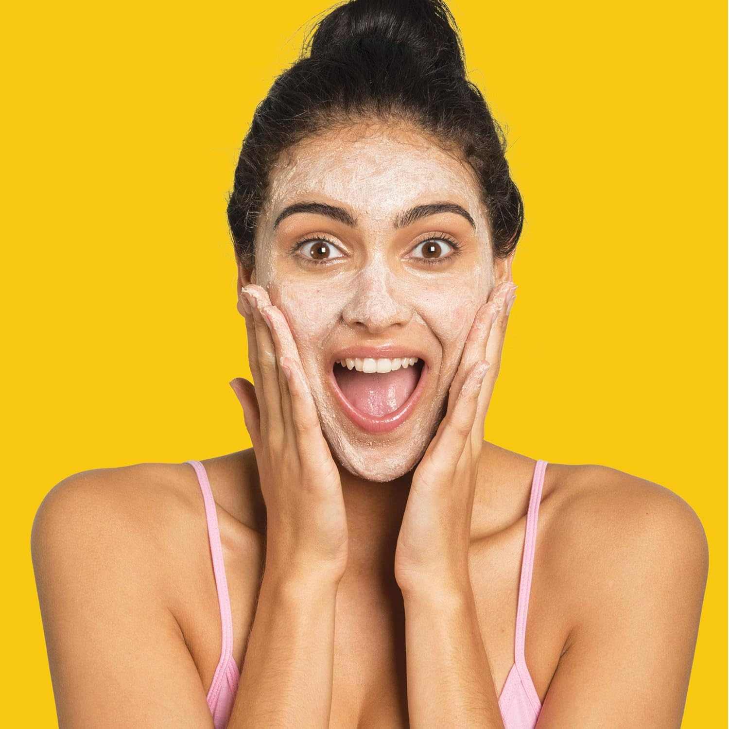 St. Ives Soft Skin Scrub - Avocado and Honey, 170 G image number 5