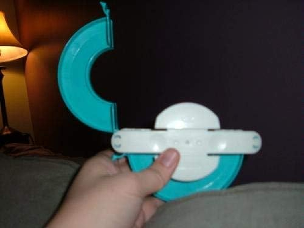 Clover Extra Large Pom-Pom Maker, Blue, 3128 image number 2