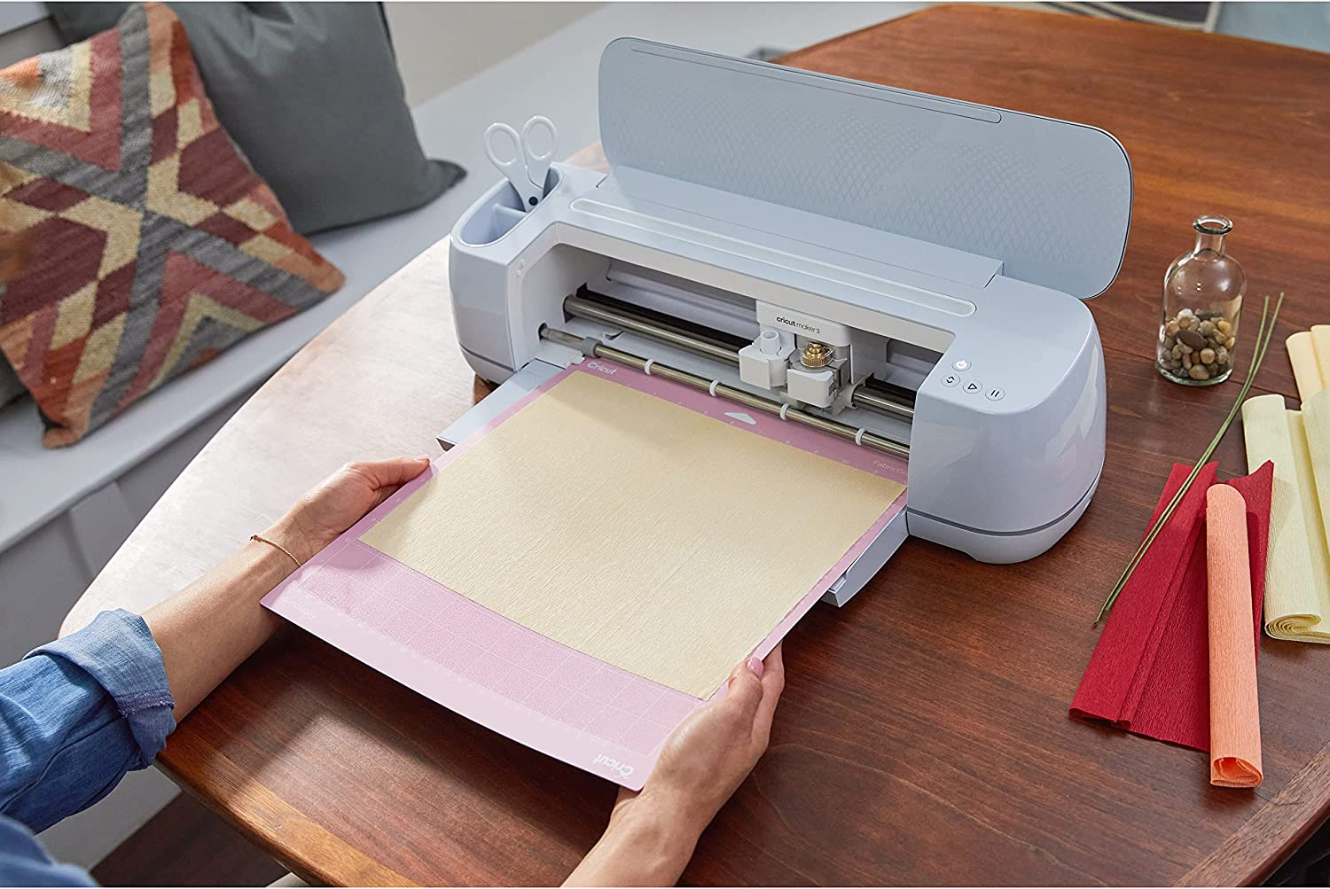 Cricut Rotary Blade + Drive Housing, Hard and Durable Cutting Blade with Drive Housing, Cuts Delicate Papers & Unbacked Fabric for Personalized Projects, Compatible with Cricut Maker Cutting Machine image number 2