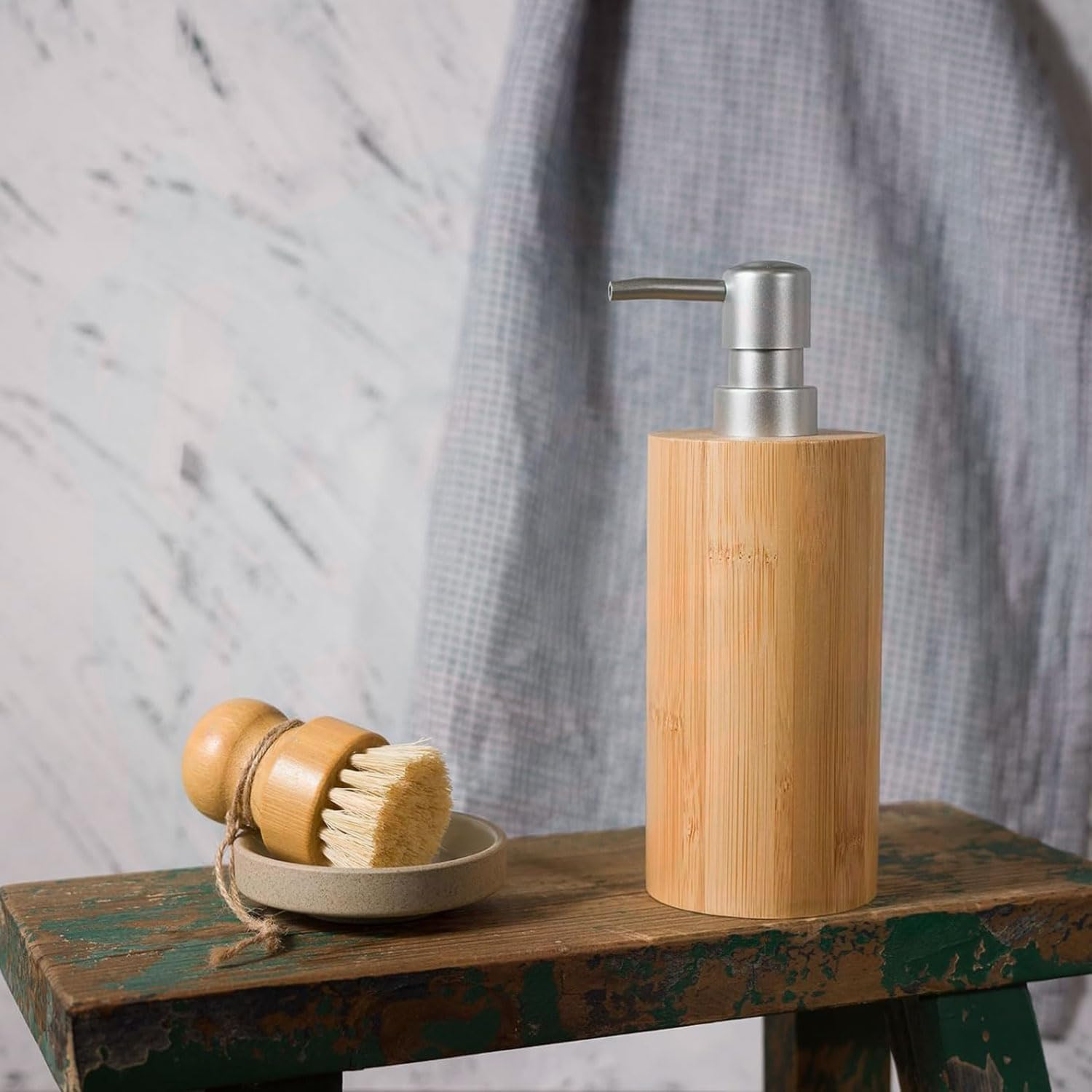 YIRANJIA Natural Bamboo Liquid Soap Dispenser, 10 Oz with Silver Plastic Pump, Eco-Friendly, Refillable Design for Bathroom or Kitchen image number 4