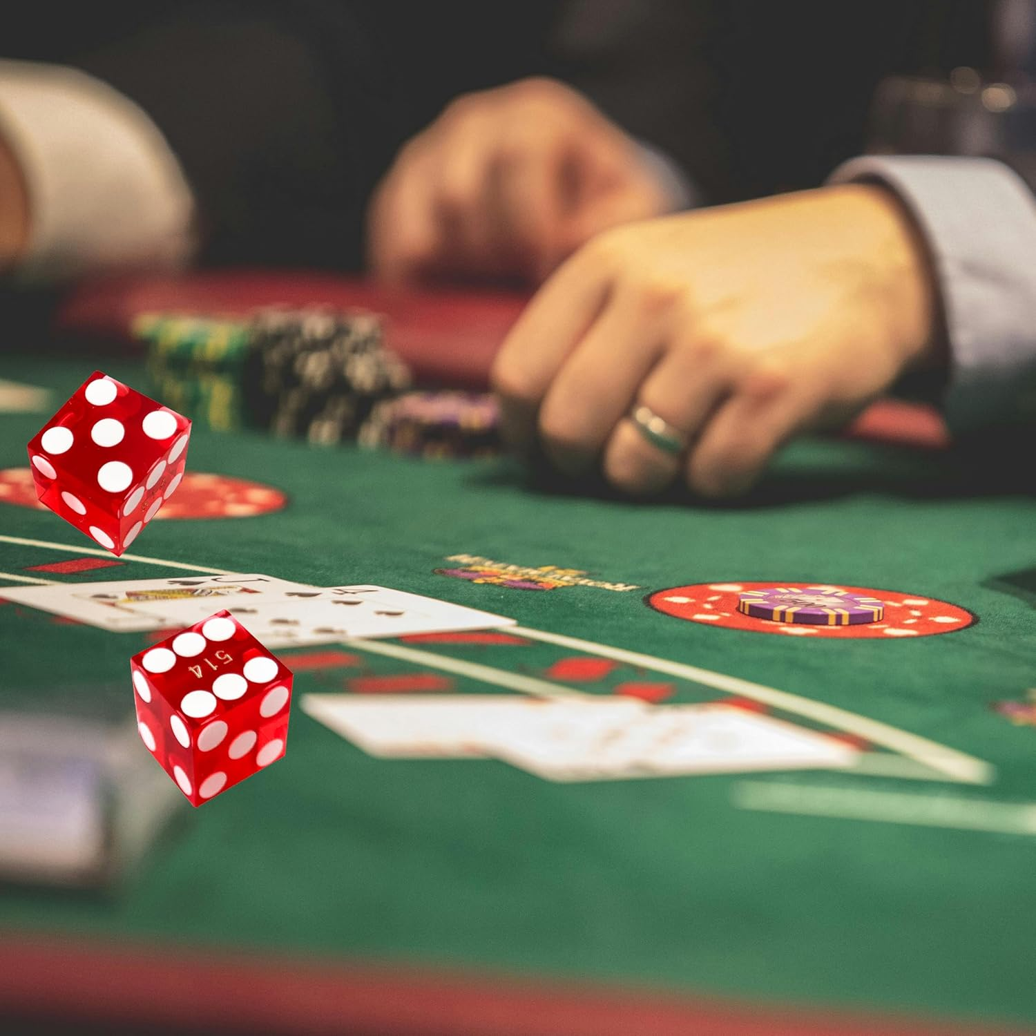 Yuanhe Set of 5 Grade AAA Precision 19Mm Serialized Casino Dice with Razor Edges and Corners image number 4