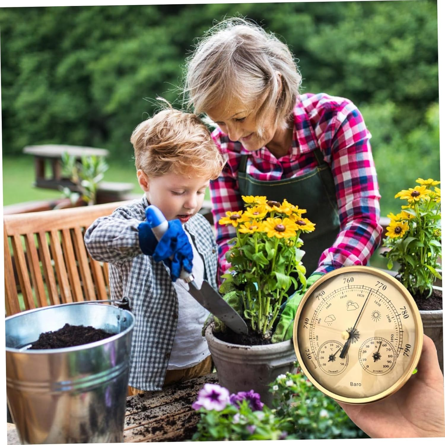 Barometer 3 in 1 Barometer Indoor 5 Inch in Dia Metal Barometer Thermometer Hygrometer Golden Weather Barometer with Temperature Humidity Weather Station for Indoor Outdoor Home