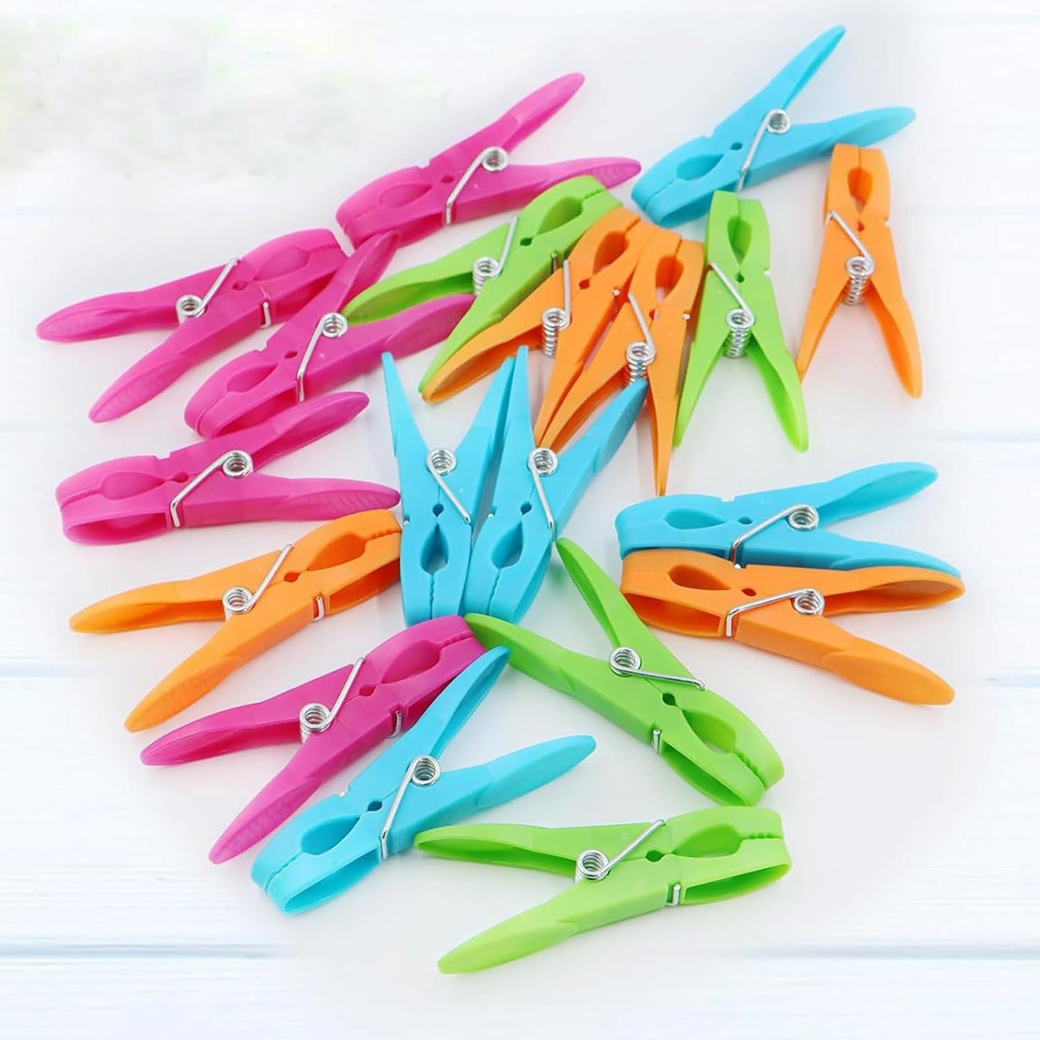 Strong Non-Slip Wide Open Plastic Clothes Clips,Non-Slip Clothespins,Utility Plastic Clothes Pegs Windproof Clothespin, Socks Clips, Mini Clothespins 24 Pack (Style 2) image number 4