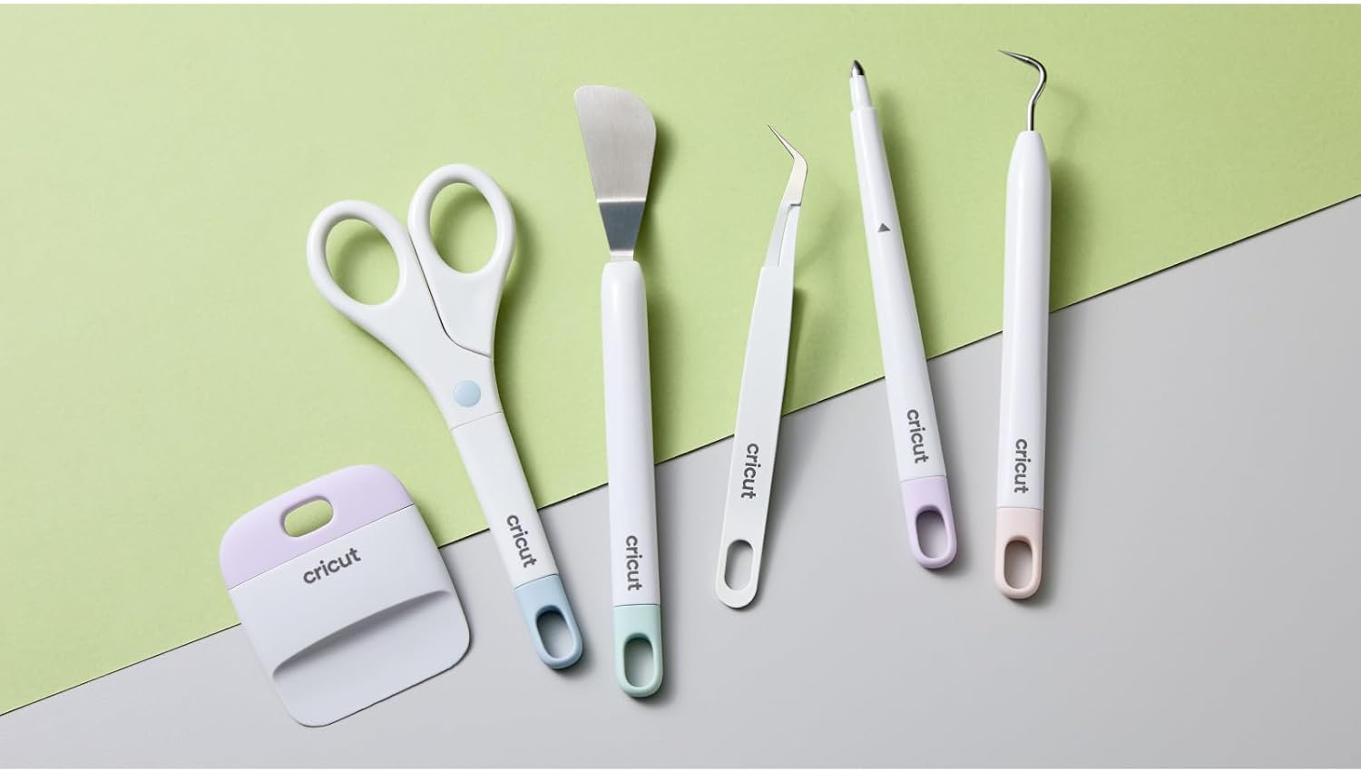 Cricut Basic Tool Set - 5-Piece Precision Tool Kit for Crafting and Diys, Perfect for Vinyl, Paper & Iron-On Projects, Great Companion for Cricut Cutting Machines, Gray - Grey image number 5