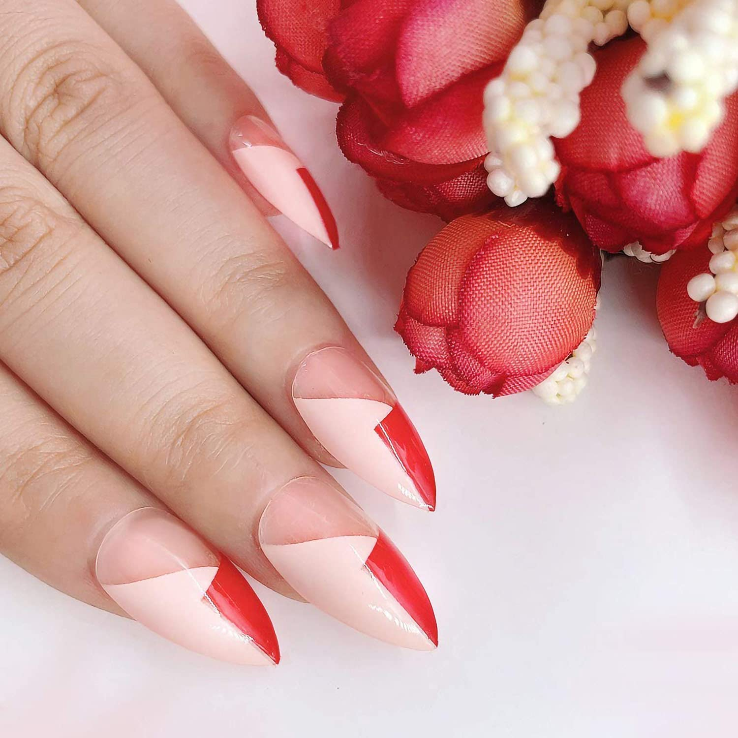 Oval Short Press on Nails Red Stiletto False Nail Full Cover Hypotenuse Nail Art for Salon Women Girls 24PCS