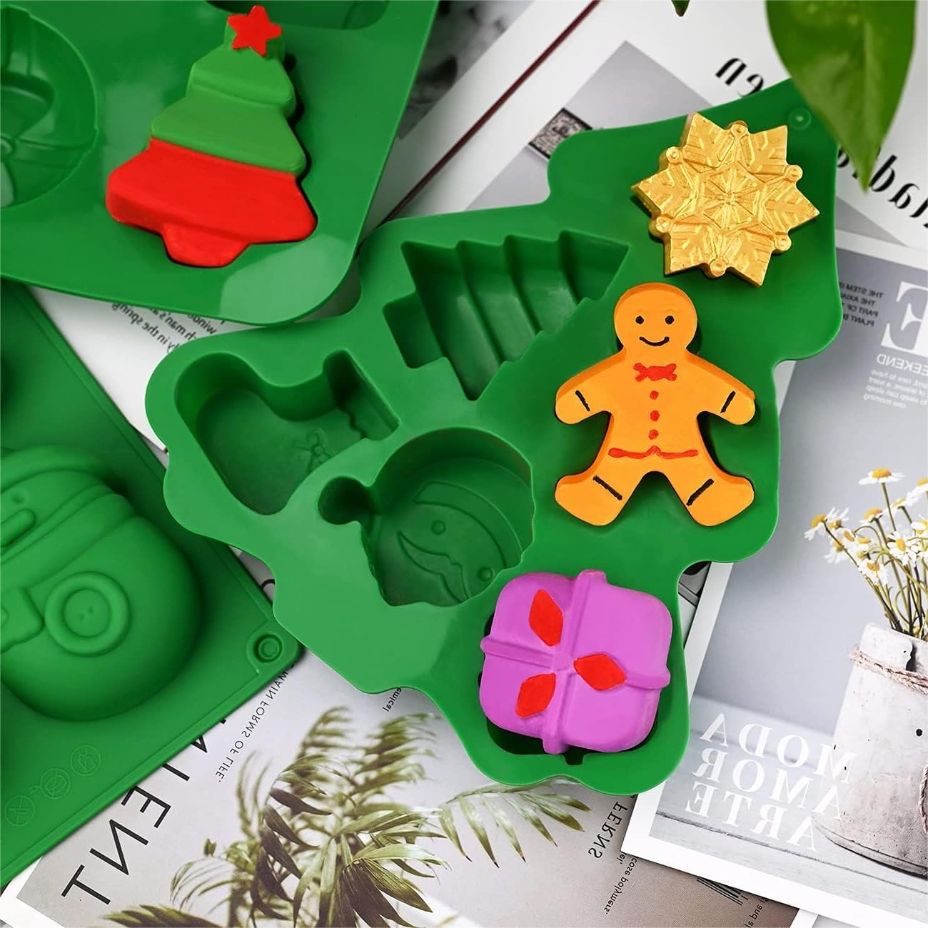 Christmas Silicone Moulds for Baking, Non-Stick Christmas Moulds Set with Christmas Tree, Santa Claus, Gingerbread Man, Snowflake Shapes for Chocolate, Candy, Fondant, Soap,Jelly and Candles image number 4