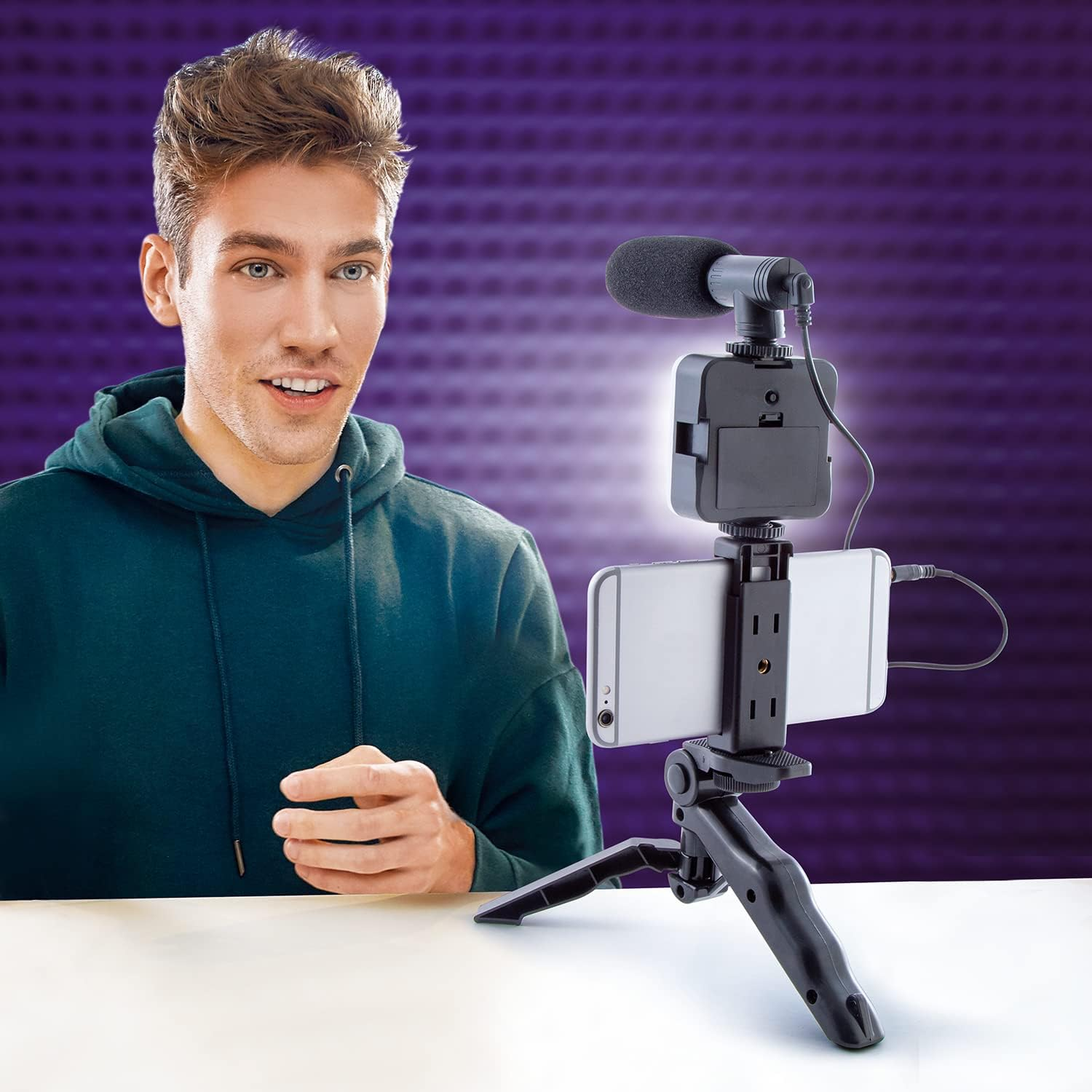 Studio Creator INF 033 Podcast and Vlogging Kit image number 3