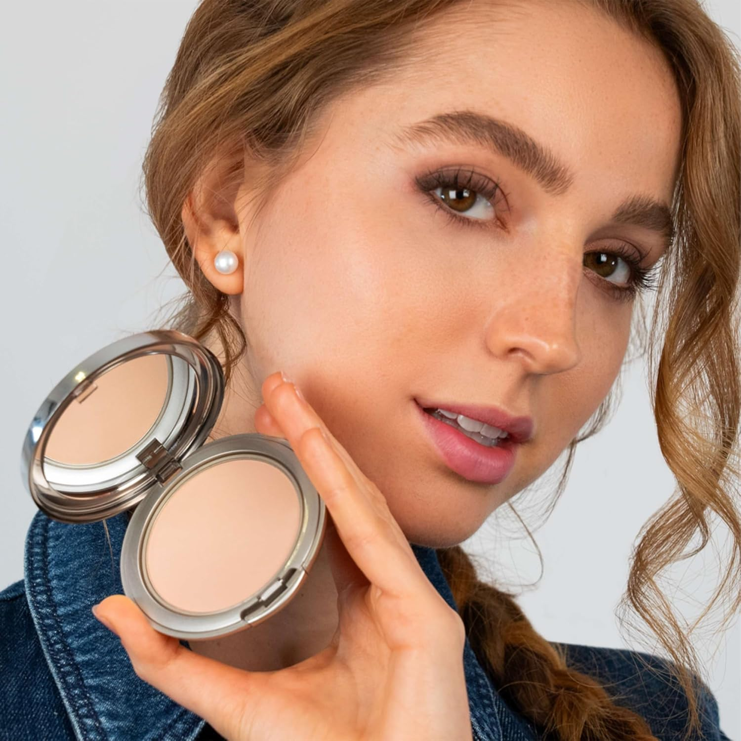 Artdeco Hydra Mineral Compact Foundation 10 G, 70 Fresh Beige - Color_6 image number 2