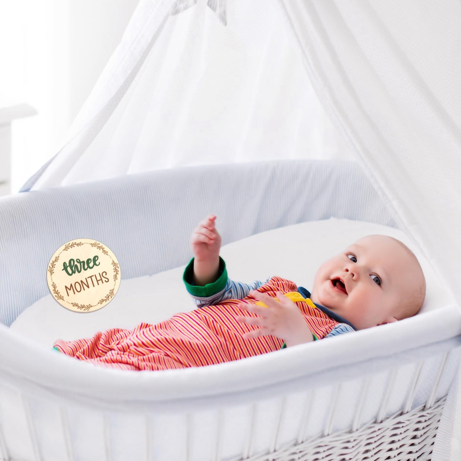 7Pcs Wooden Baby Monthly Milestone Cards, Baby Months Signs Double-Sided Baby Growth Signs Monthly Discs Monthly Photo Props Monthly Markers for Baby Practical Supplies to Record Growth image number 5