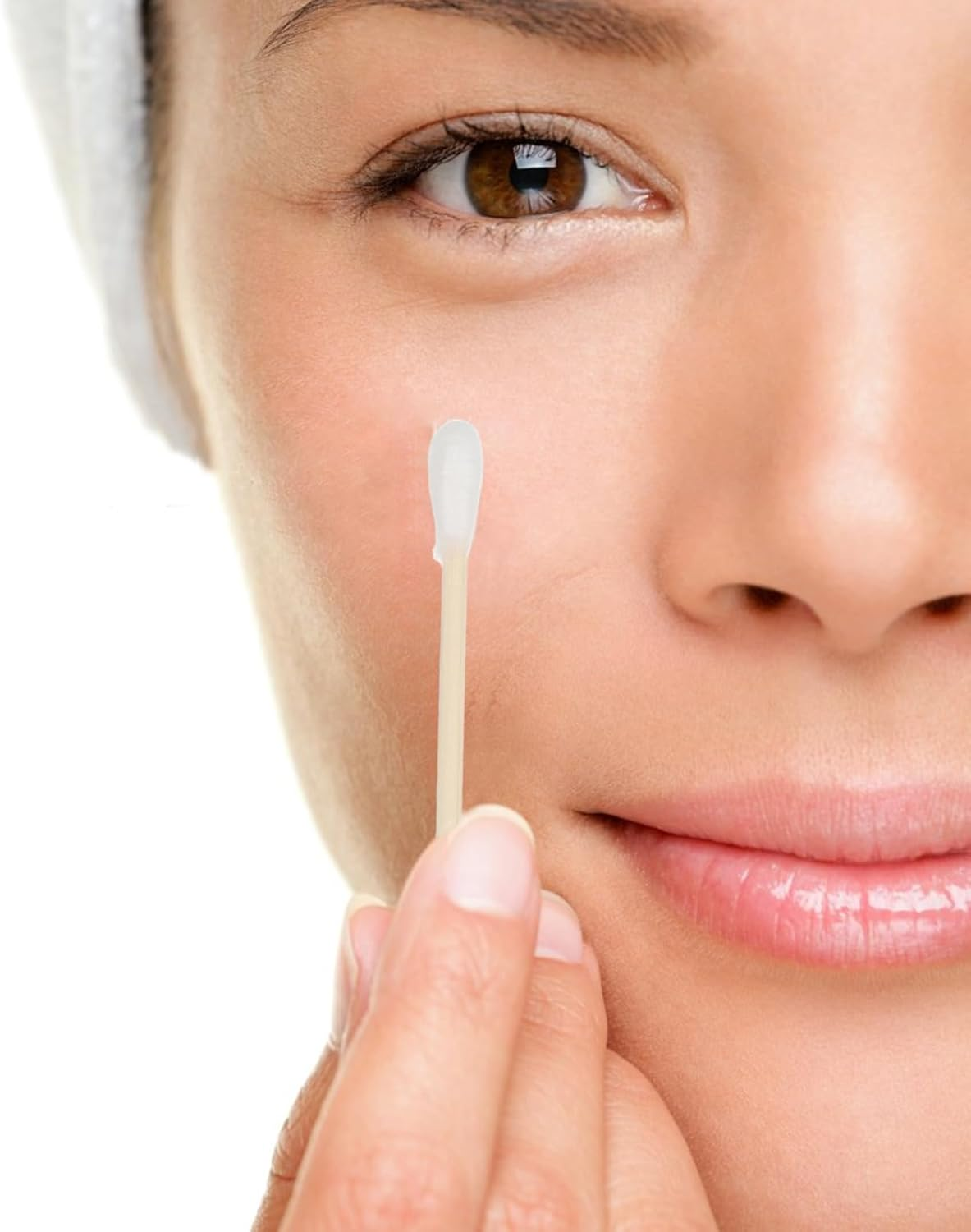 Hohopeti 100Pcs High Precision Makeup Cleaning Swabs Cotton Tips Bamboo for Ear Cleaning Detailing Travel