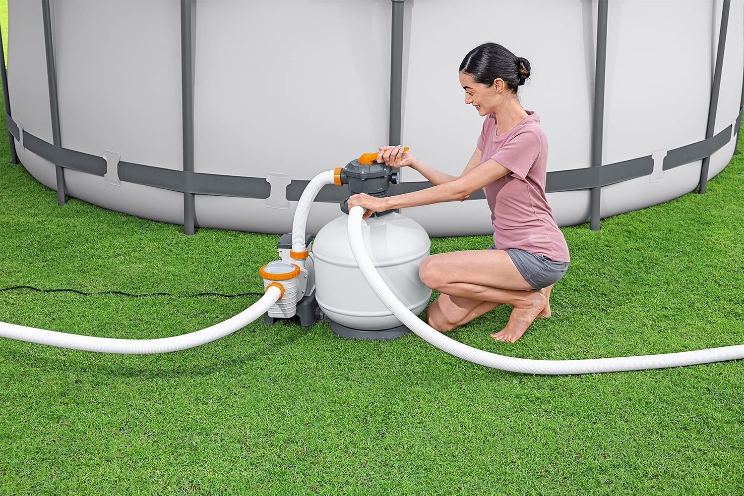 Bestway Sand Filter, 2200 Gallon image number 3