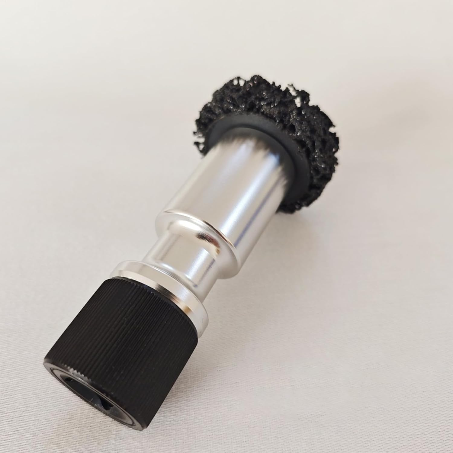 Jvjggag Hub Cleaner, Hub Rust Care Removal, Rotary Wheel Axle Head Rust Removal Tool for Vehicle, Outdoors, Garage, Motorcycle, Truck, Automotive