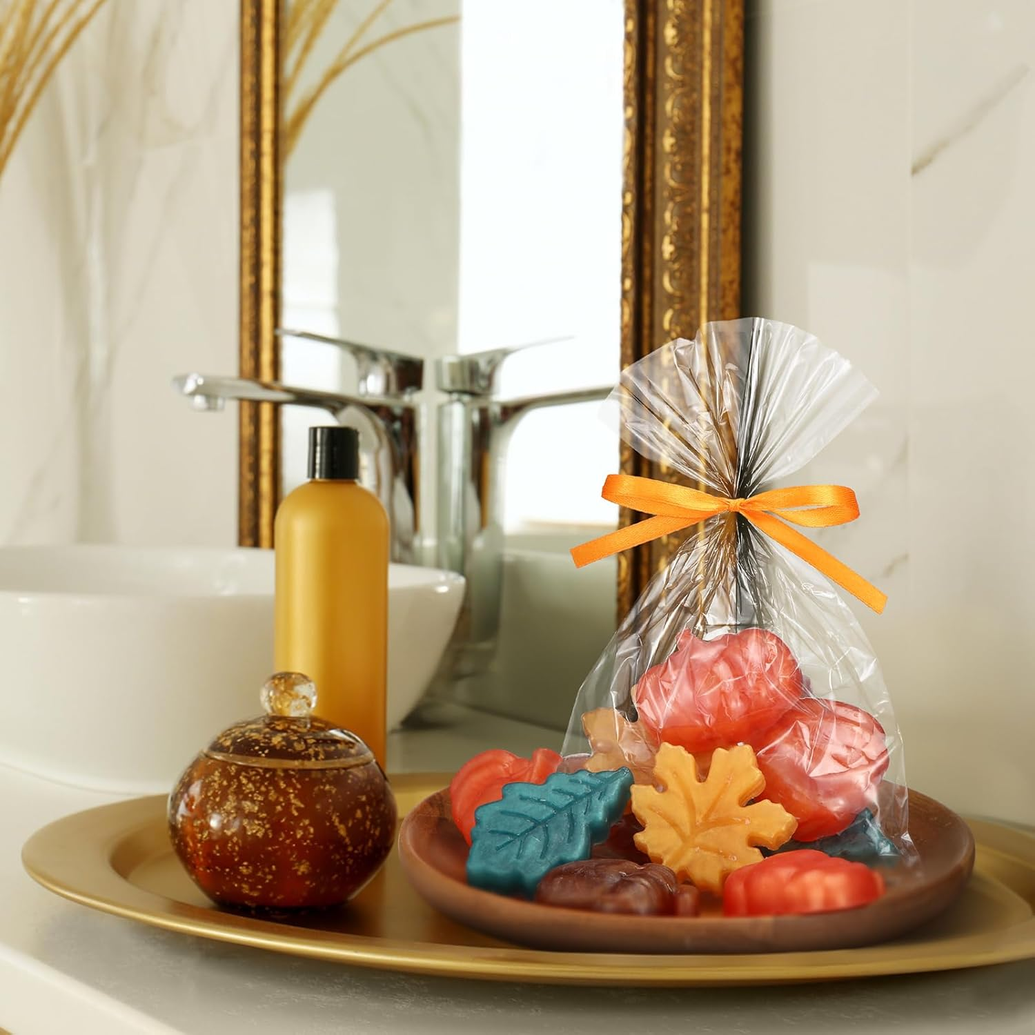 Lineshading 200G Autumn Theme Decorative Soap Fall Baby Shower Favors Decor Pumpkin Acorn Maple Leaf Shaped Mini Soaps for Bathroom Home Wedding Party Bulk Bridal Shower Favors Gifts image number 2