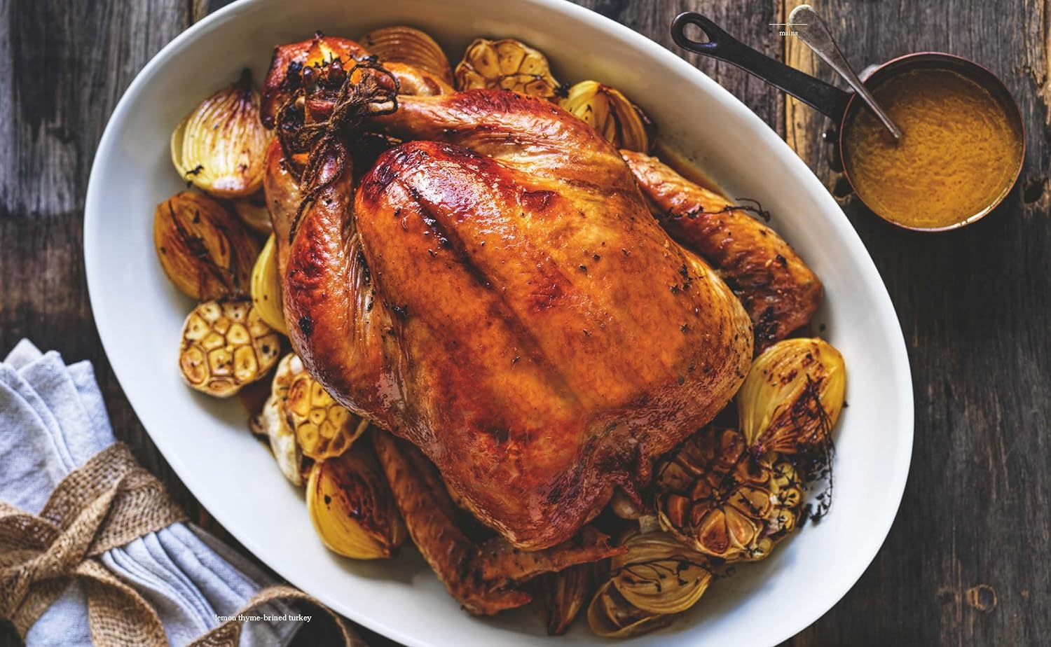 Donna Hay Christmas Feasts and Treats image number 5