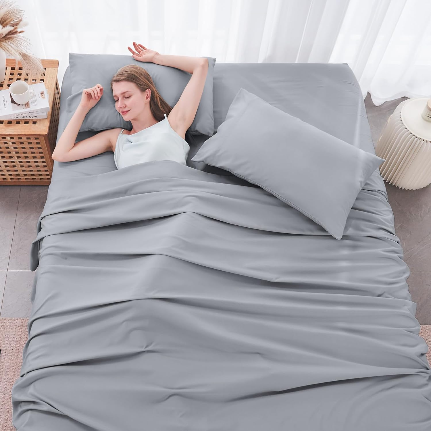 YUGYVOB King Size Bed Sheet Set, 4 Pieces Bed Sheets Set with Deep Pocket, Soft Breathable & Cooling - Resists Shrinkage & Fading Bedding - Easy Care（Light Grey） image number 4