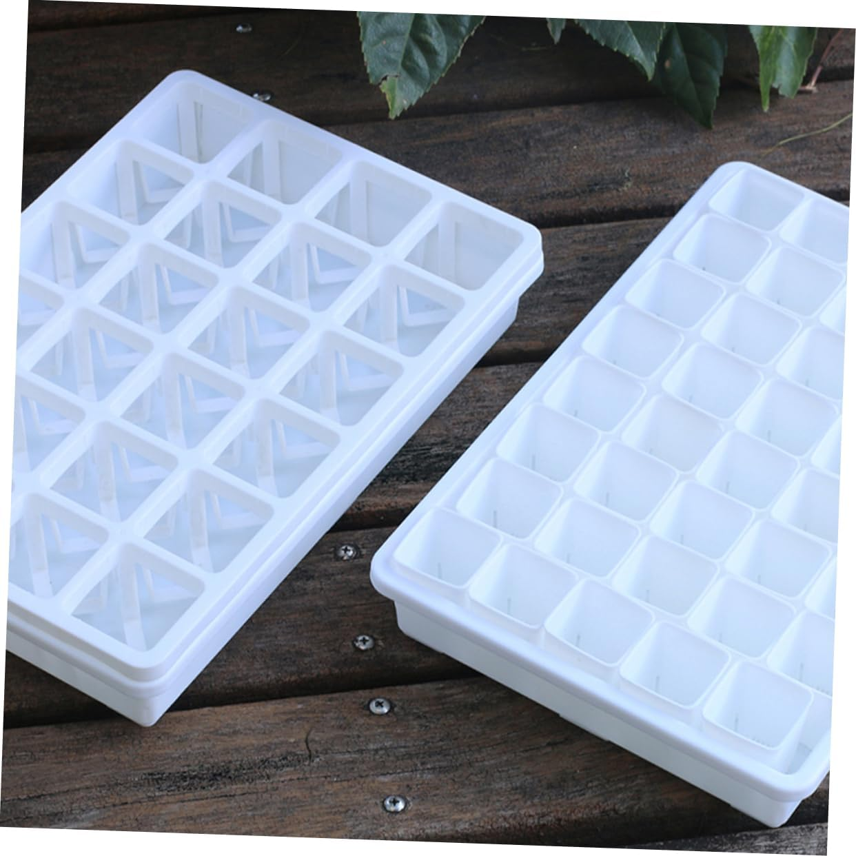 BUTIFULSIC 2Pcs Plastic Flower Pot Tray Plant Saucer Square Water Container for Indoor Outdoor Gardening Use Pots image number 5