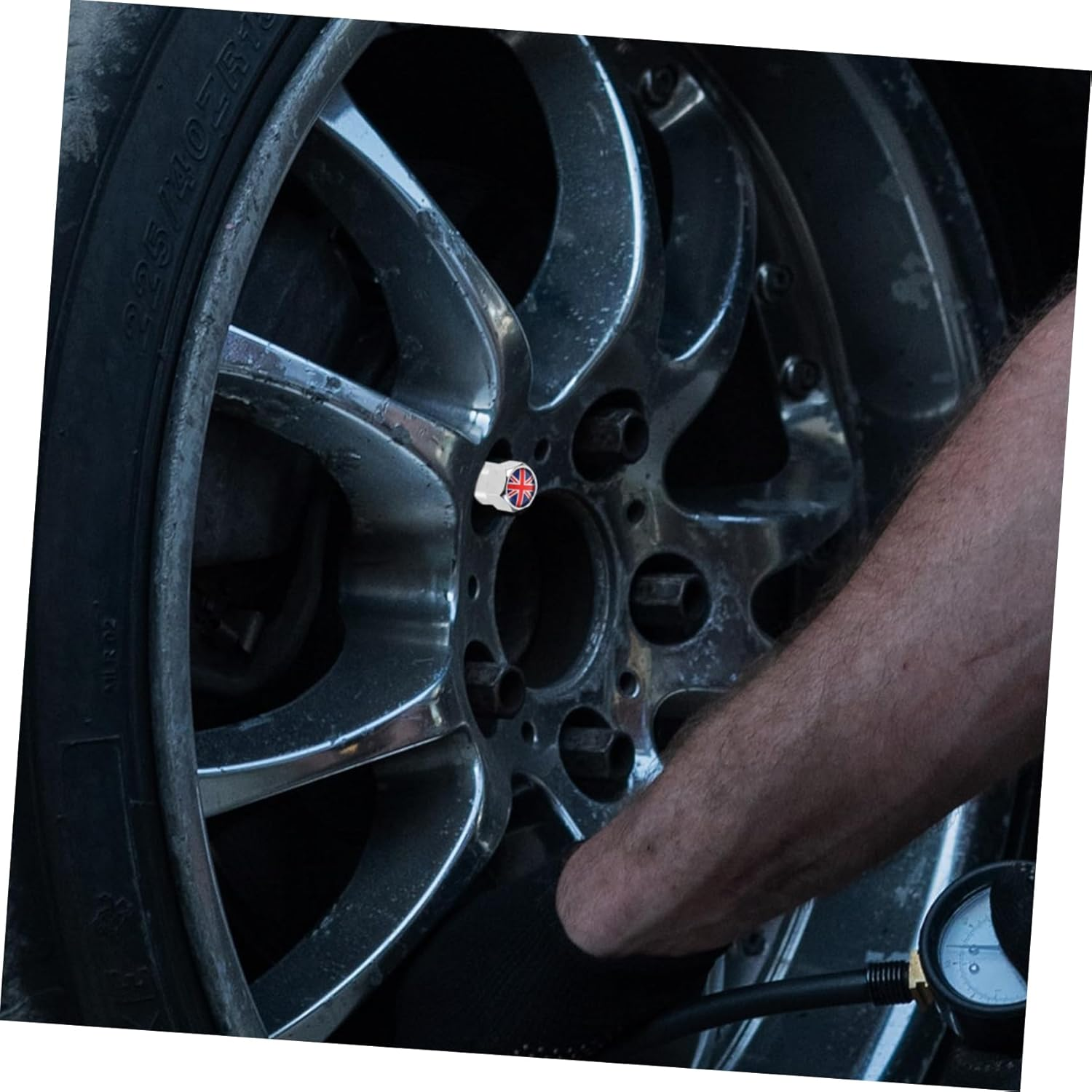 PLAFOPE 4Pcs Universal Car Tire Valve Stem Caps Metal Mini Valve Covers with UK Flag Design for Cars Suvs Trucks Sturdy Decorative Tyre Caps for Automotive Wheel Accessories image number 6